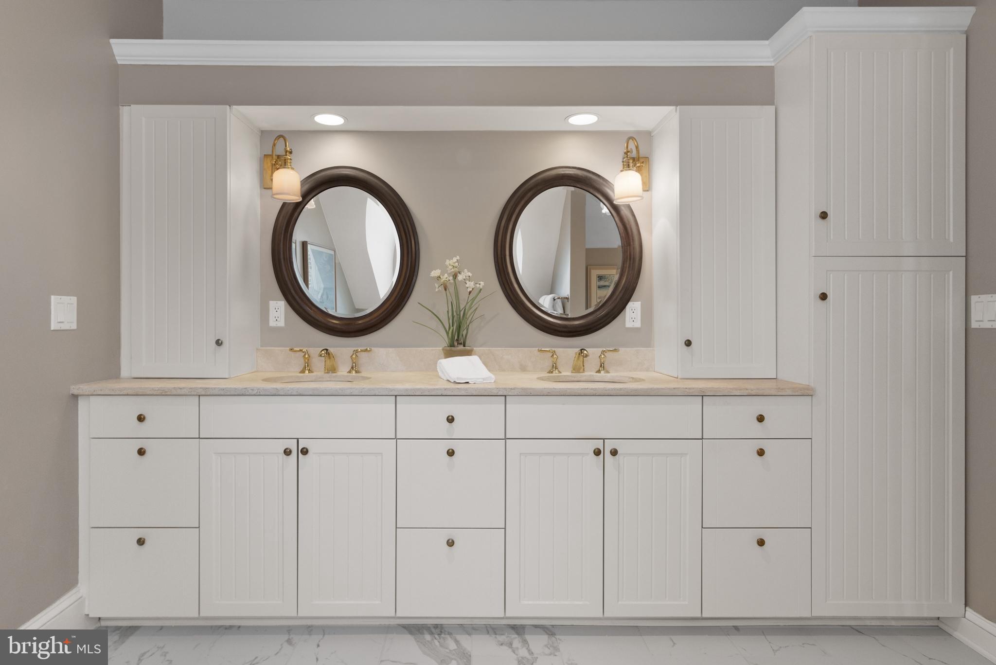 HISTORIC DISTRICT - Residential