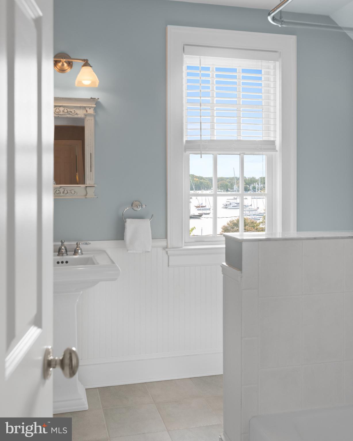 HISTORIC DISTRICT - Residential