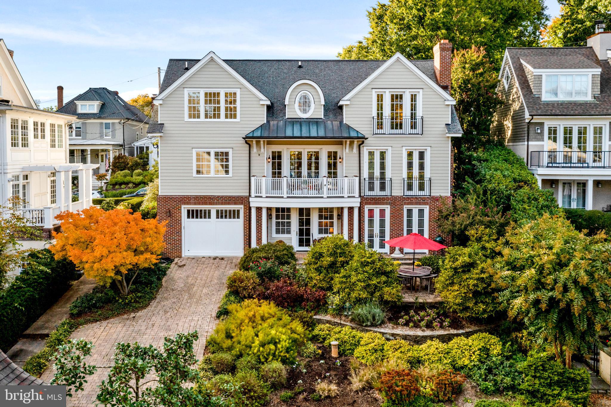 HISTORIC DISTRICT - Residential