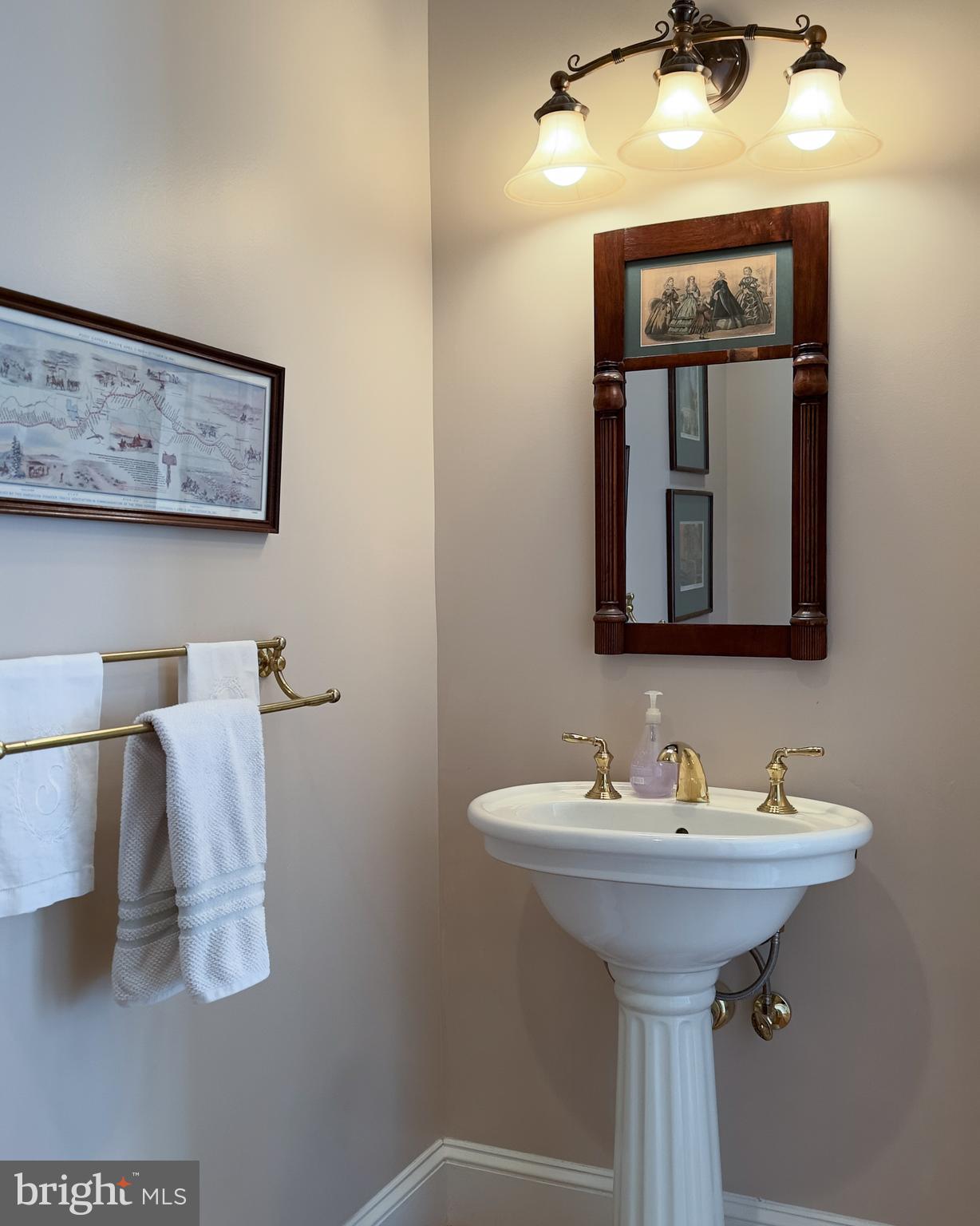 HISTORIC DISTRICT - Residential