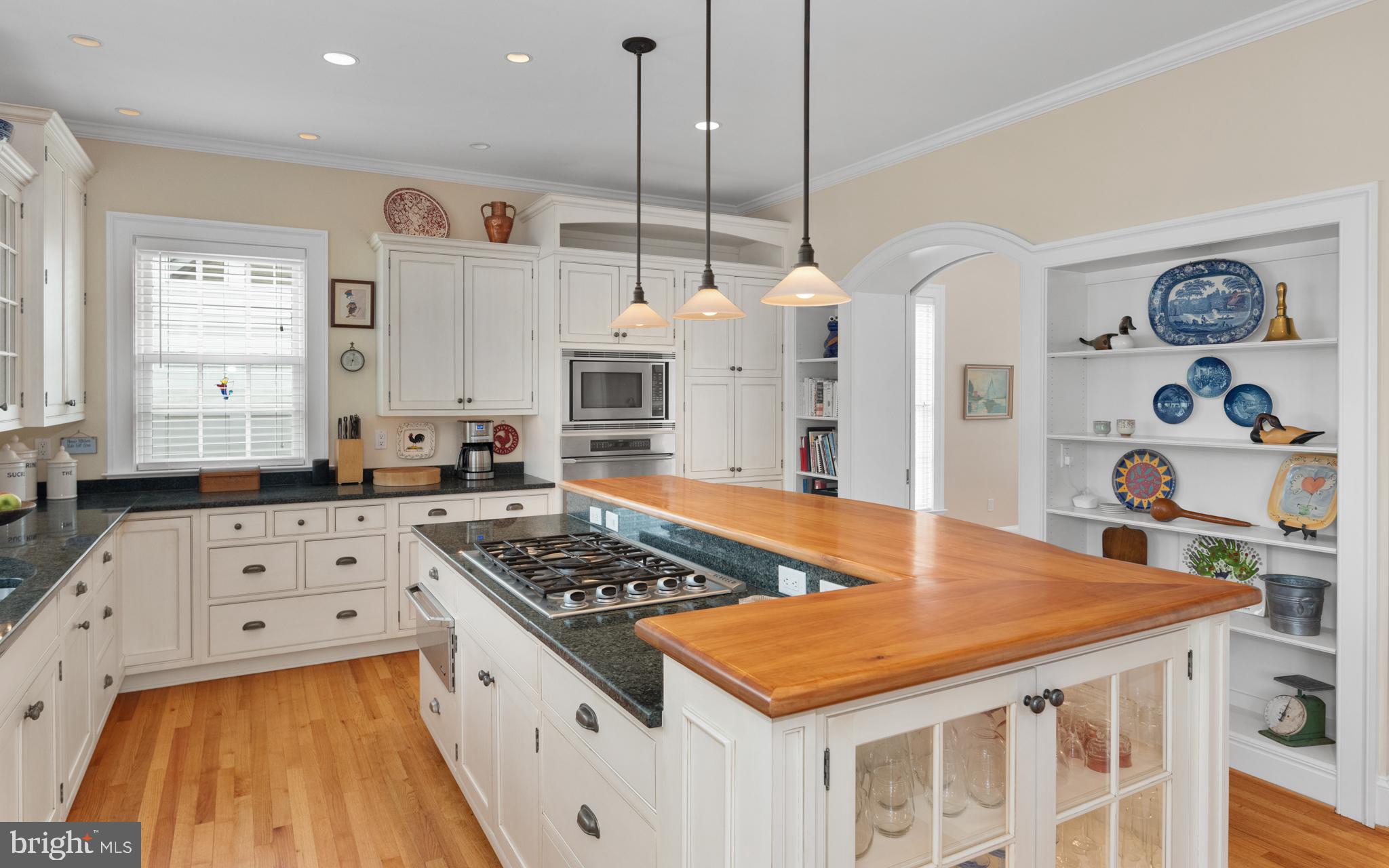 HISTORIC DISTRICT - Residential