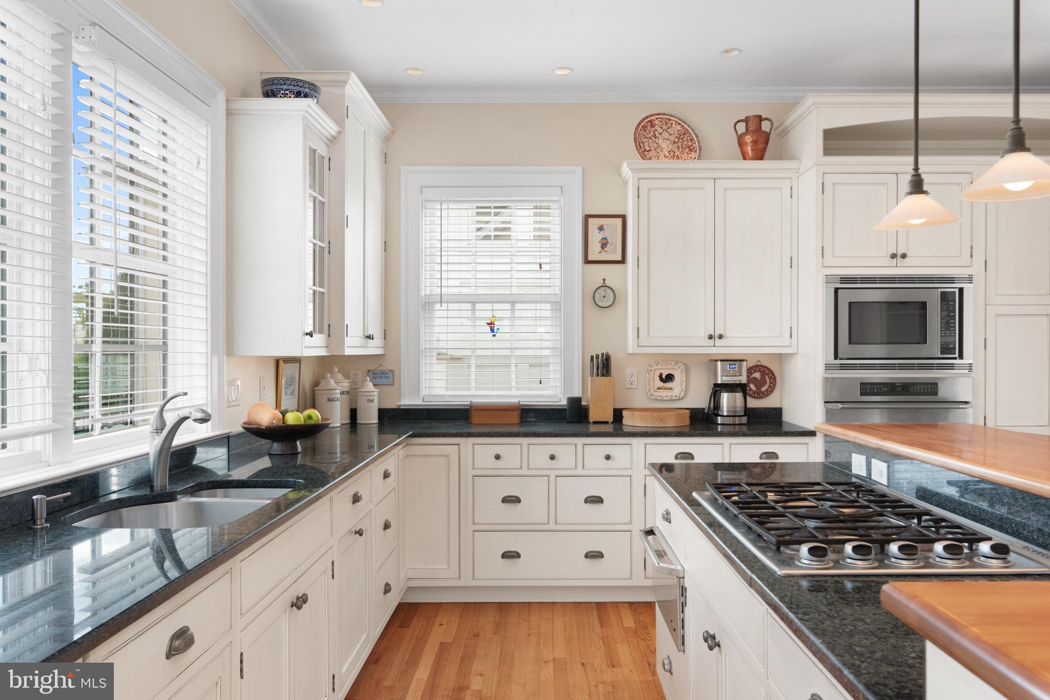 HISTORIC DISTRICT - Residential