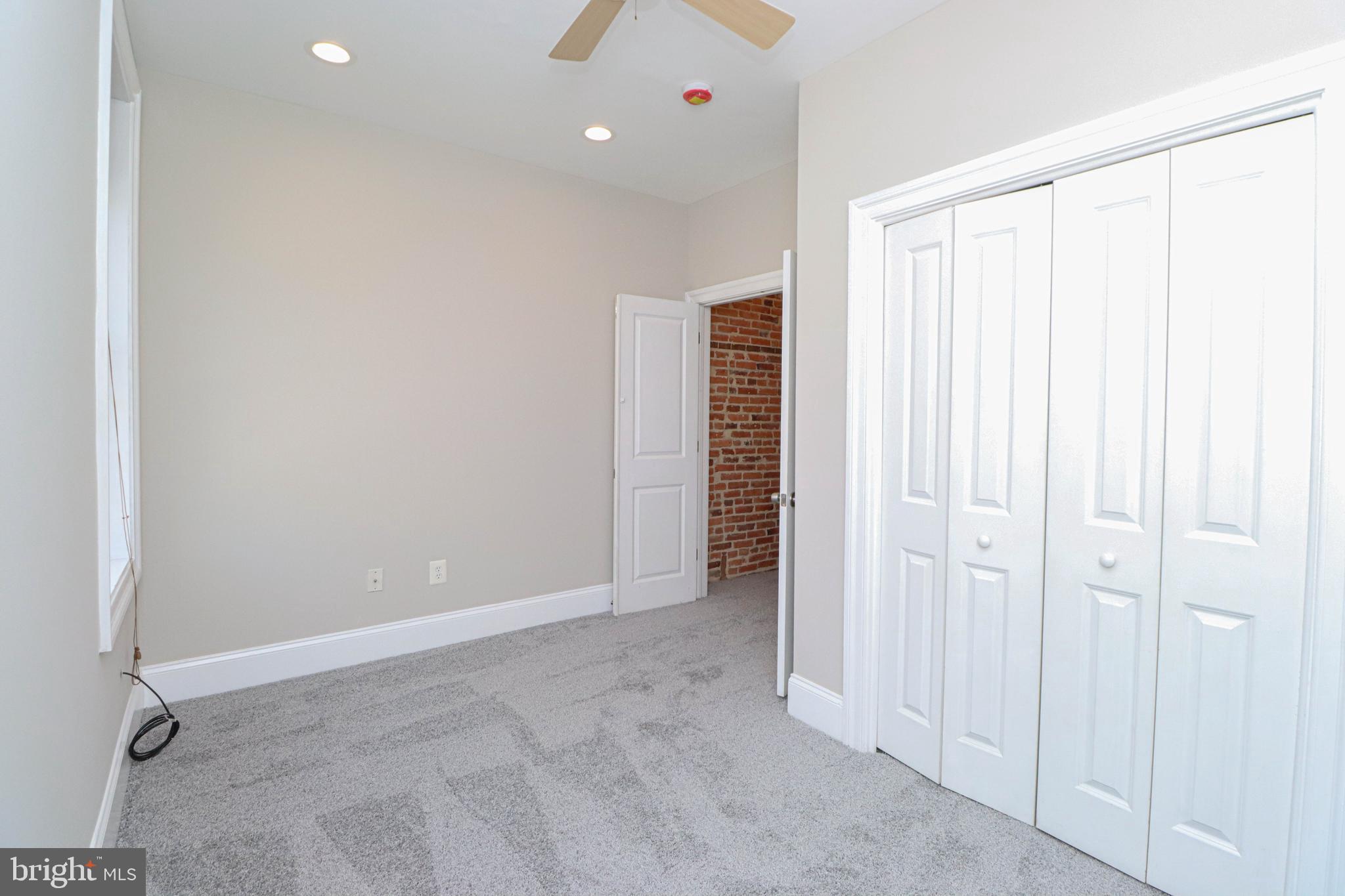 WASHINGTON VILLAGE - Residential