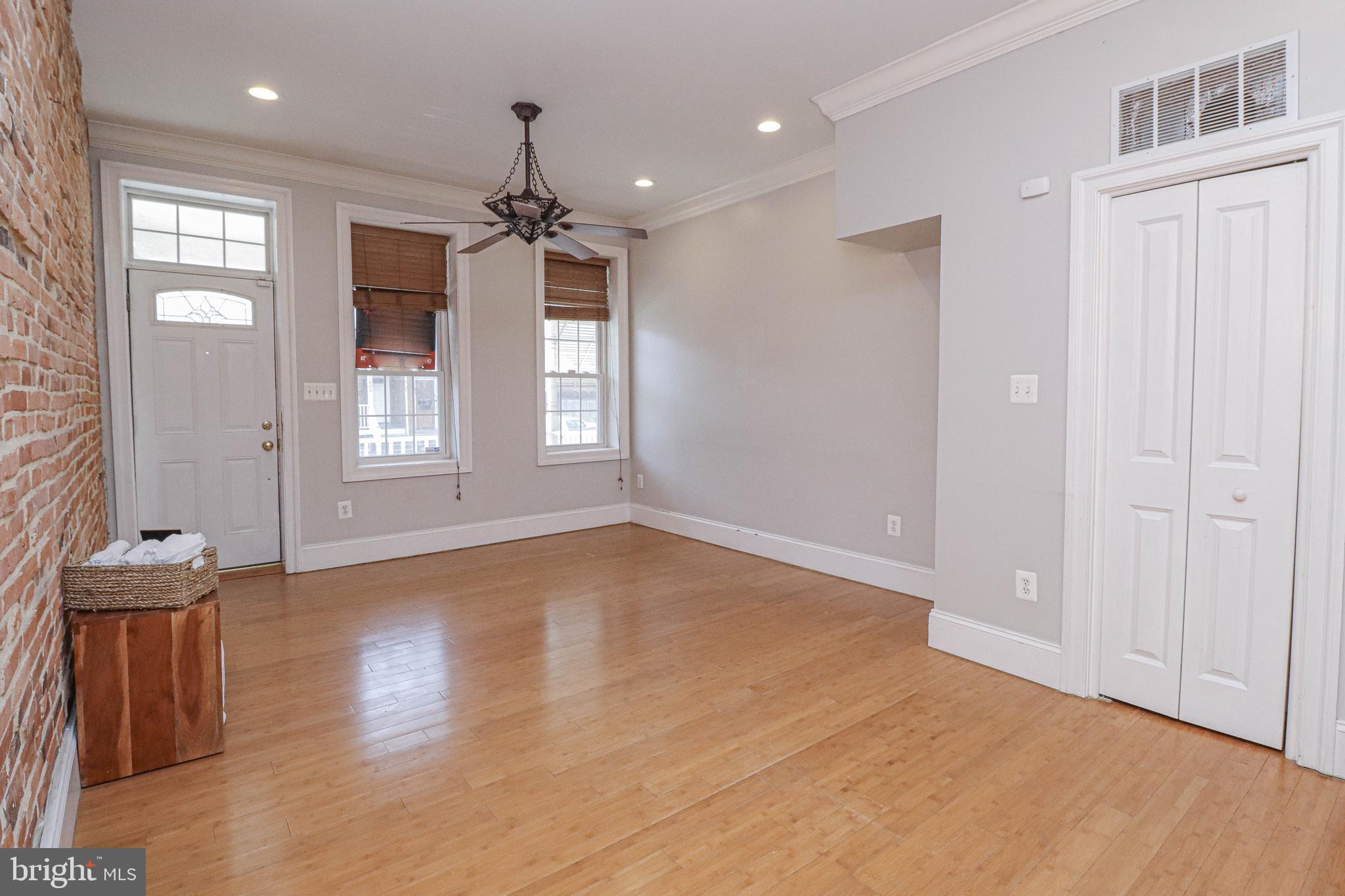 WASHINGTON VILLAGE - Residential