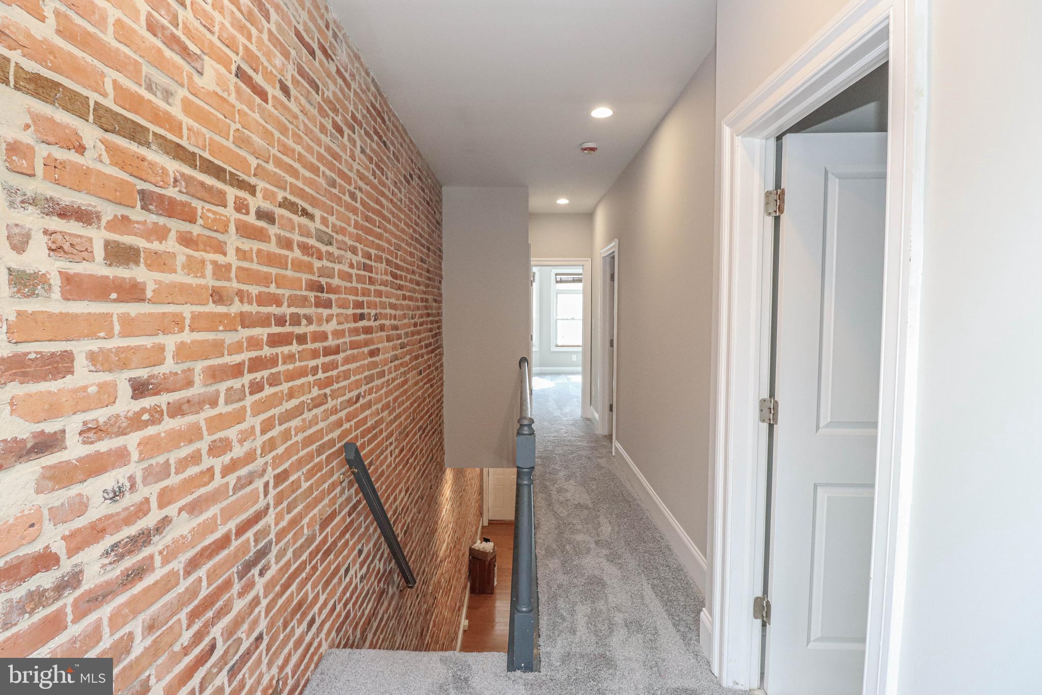 WASHINGTON VILLAGE - Residential