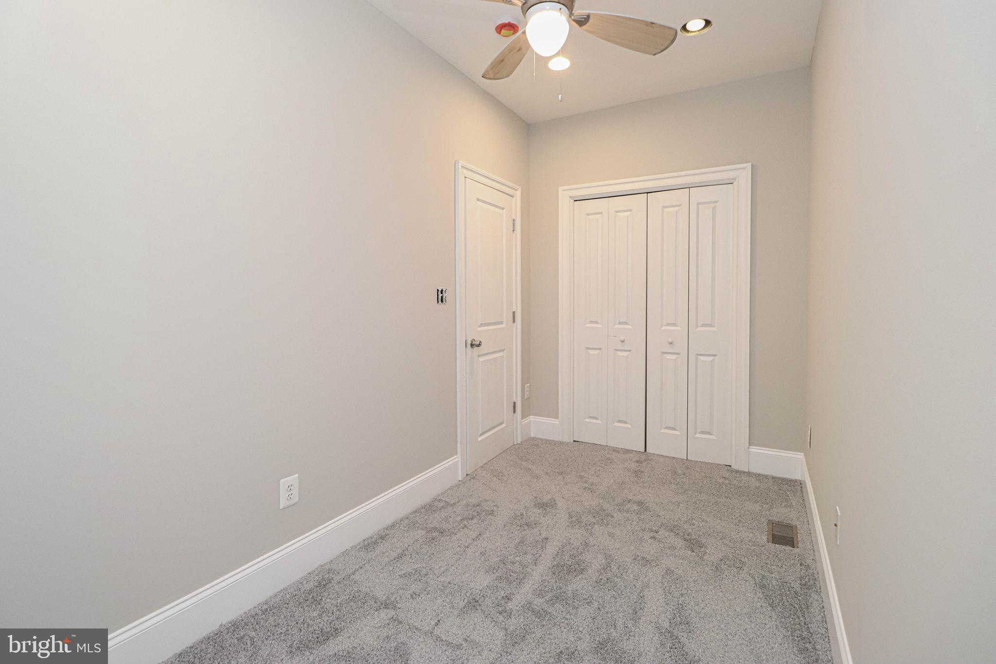 WASHINGTON VILLAGE - Residential