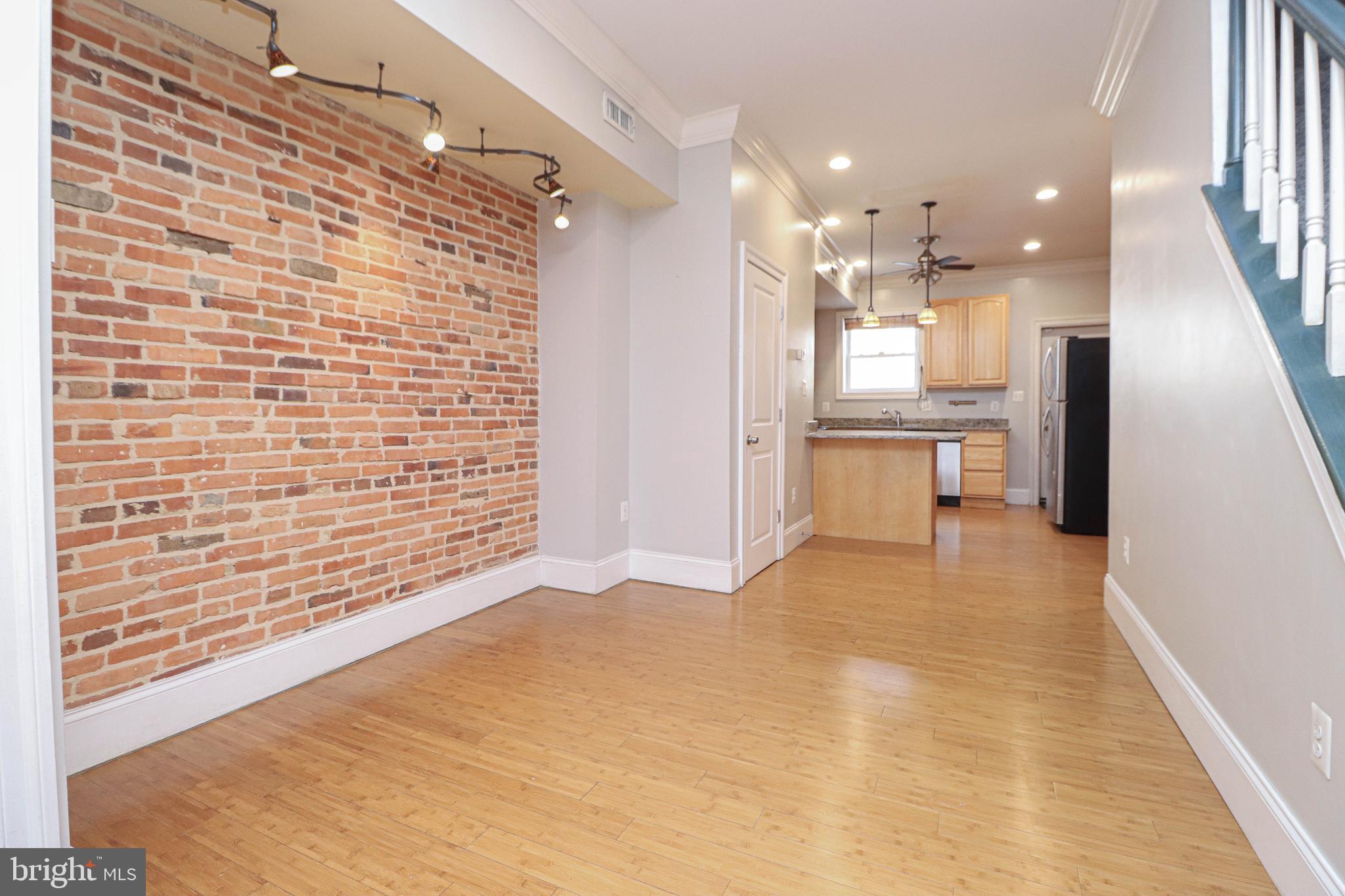 WASHINGTON VILLAGE - Residential