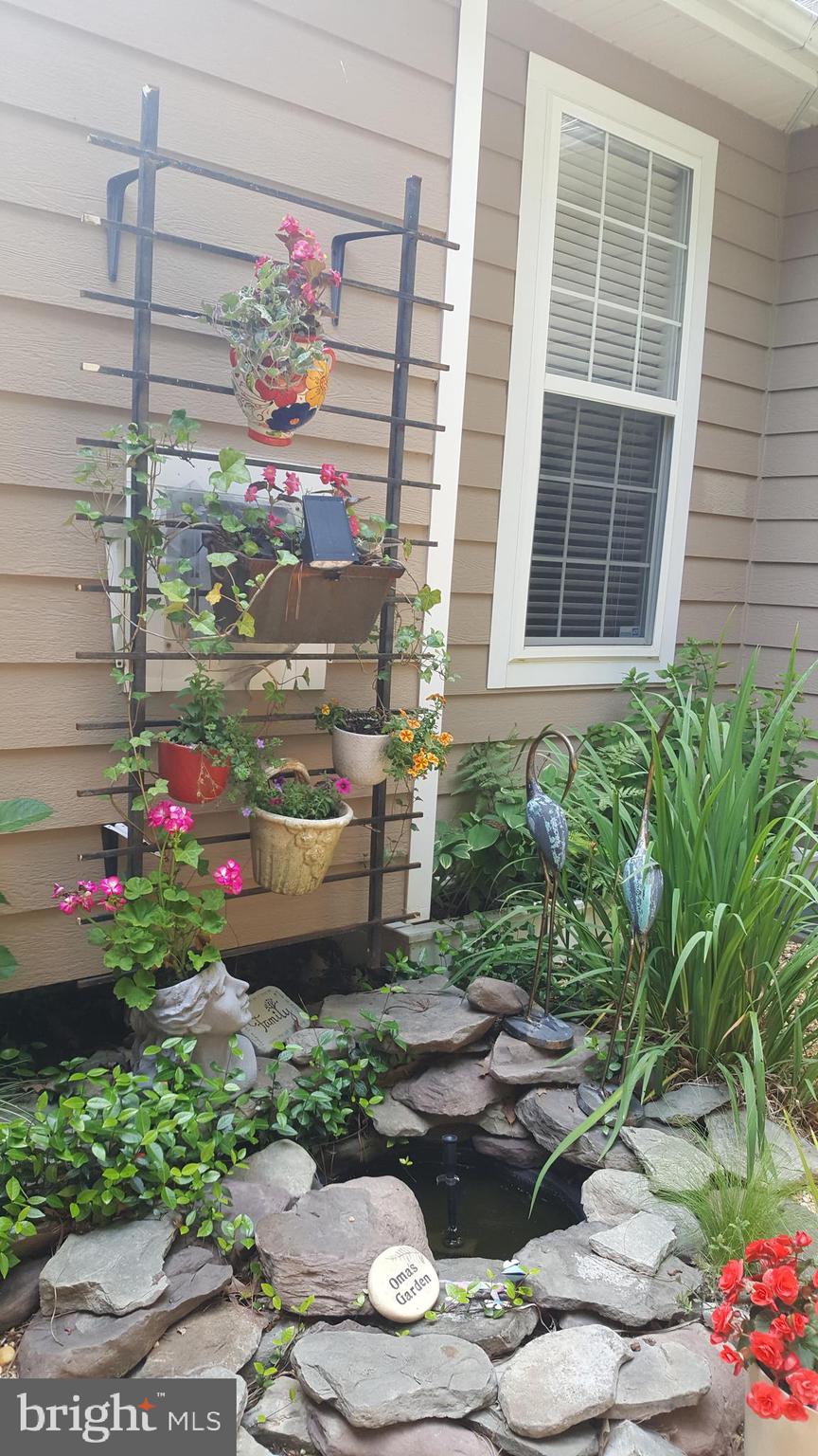 SWAN POINT - Residential