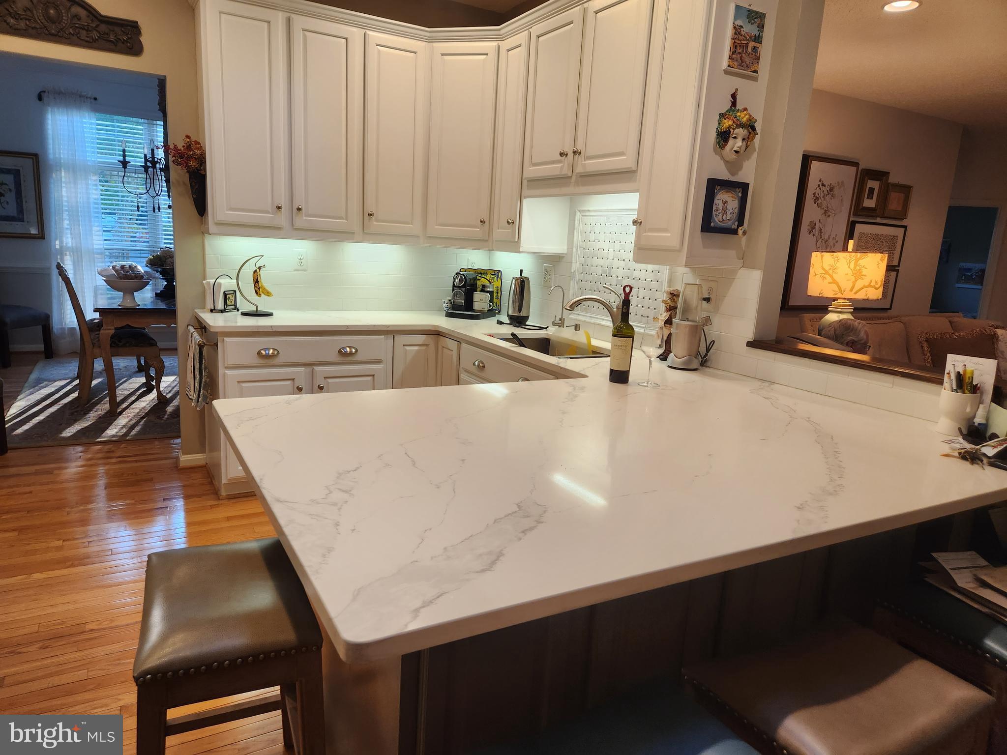 SWAN POINT - Residential