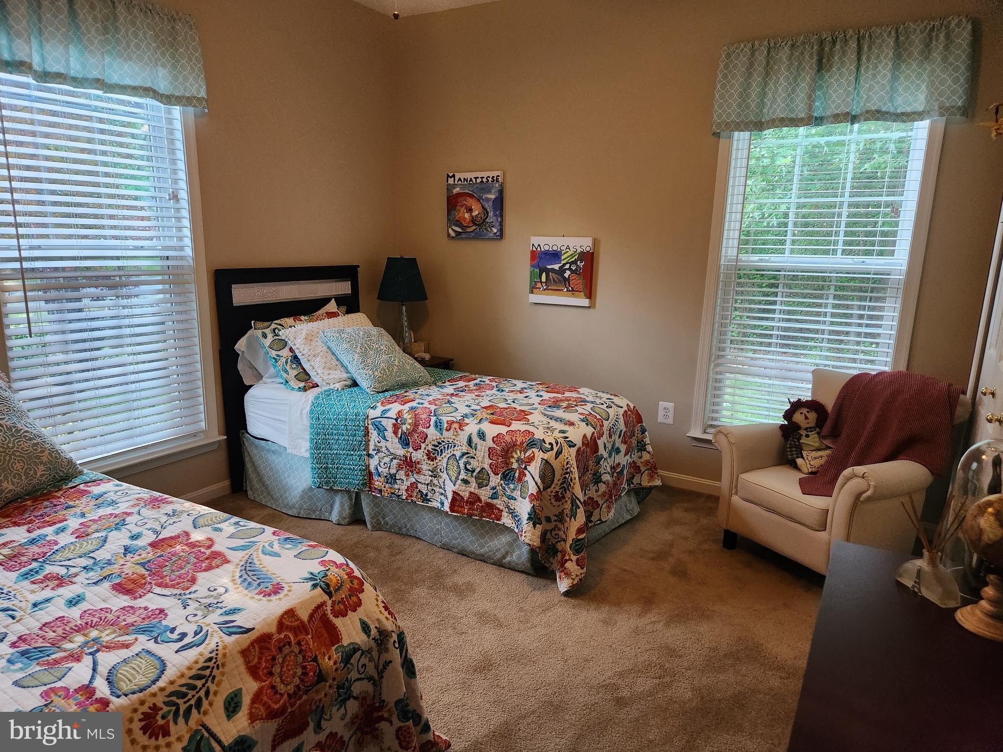 SWAN POINT - Residential