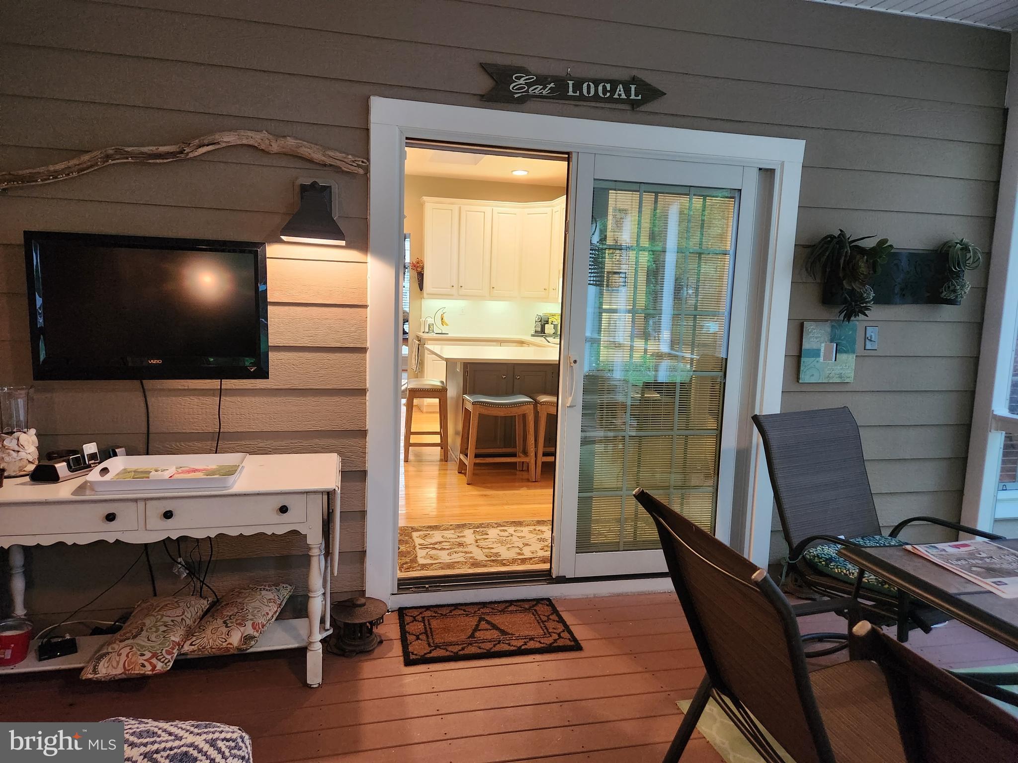 SWAN POINT - Residential