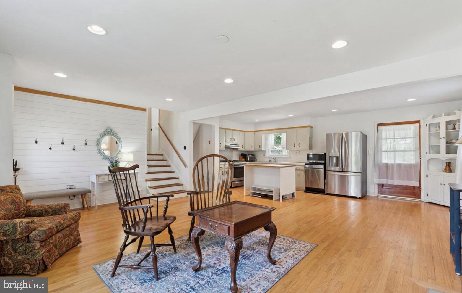 COLLEGEVILLE WALK - Residential Lease