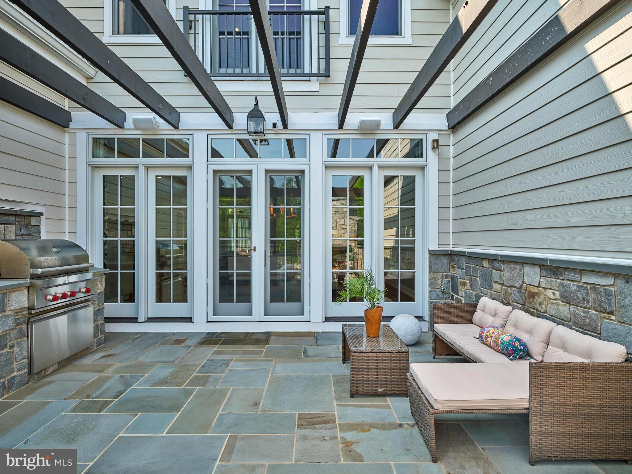 RABBIT RUN CREEK - Residential