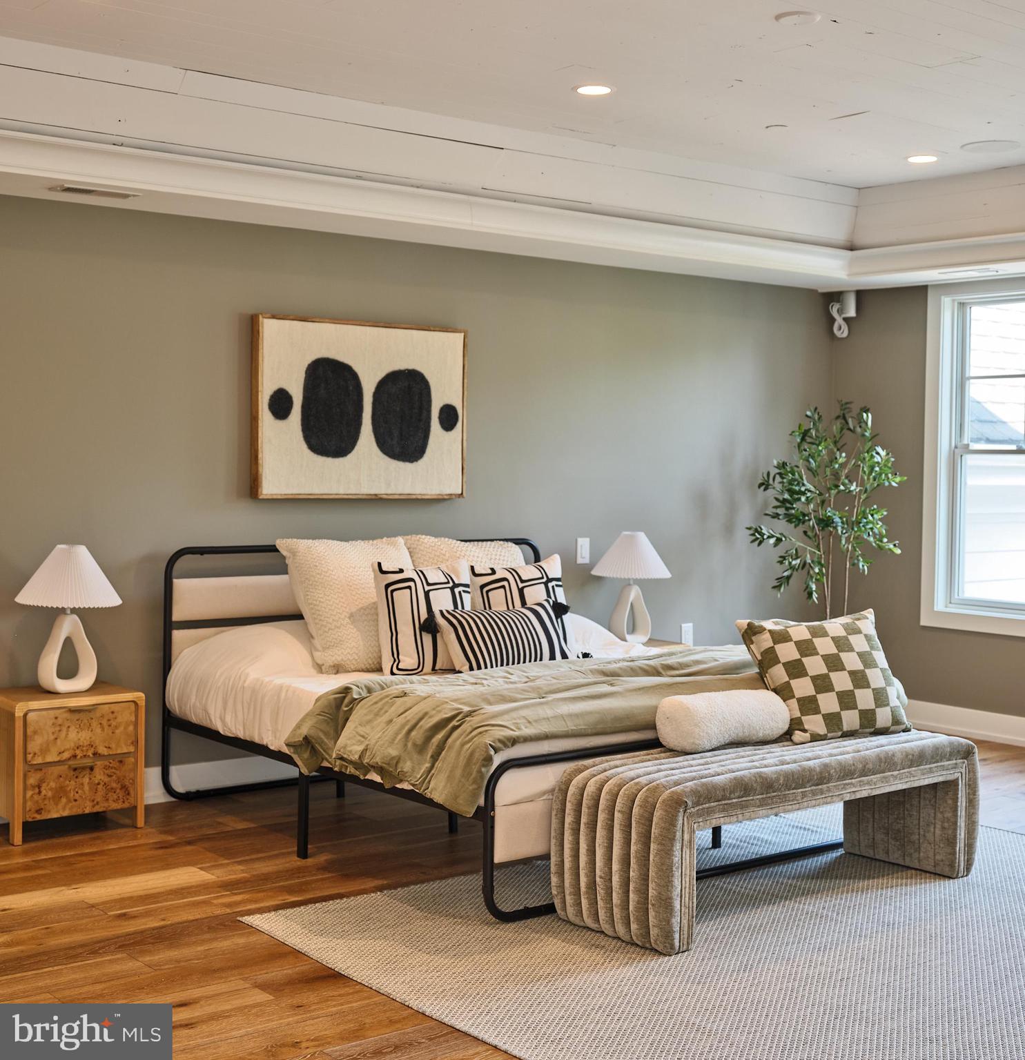 RABBIT RUN CREEK - Residential