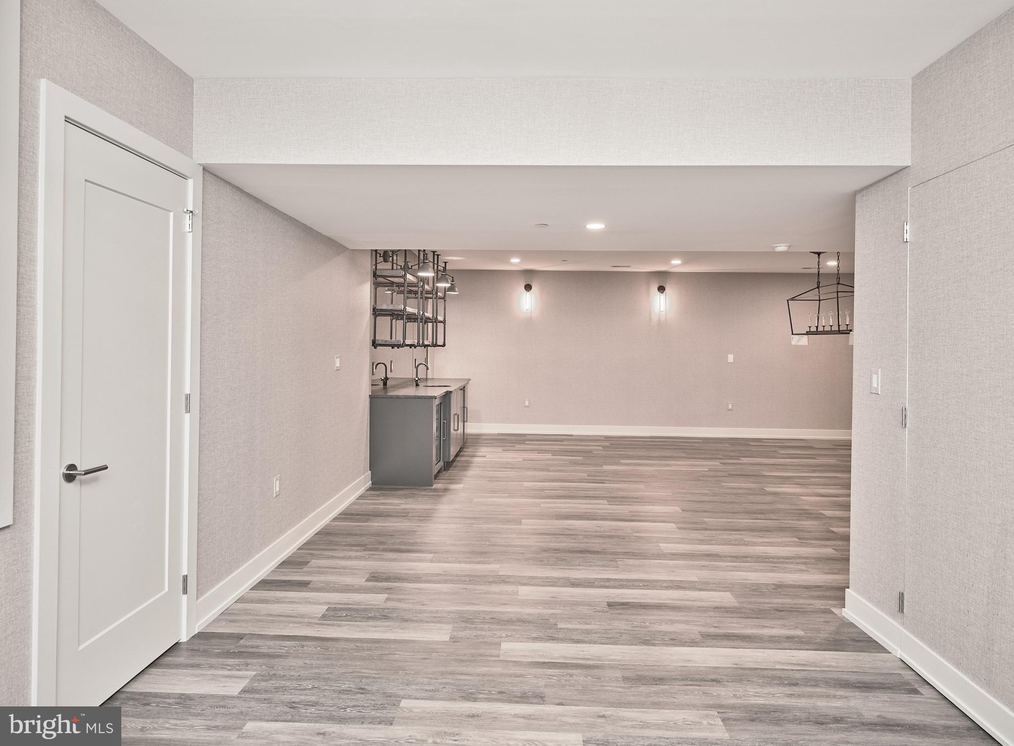 RABBIT RUN CREEK - Residential