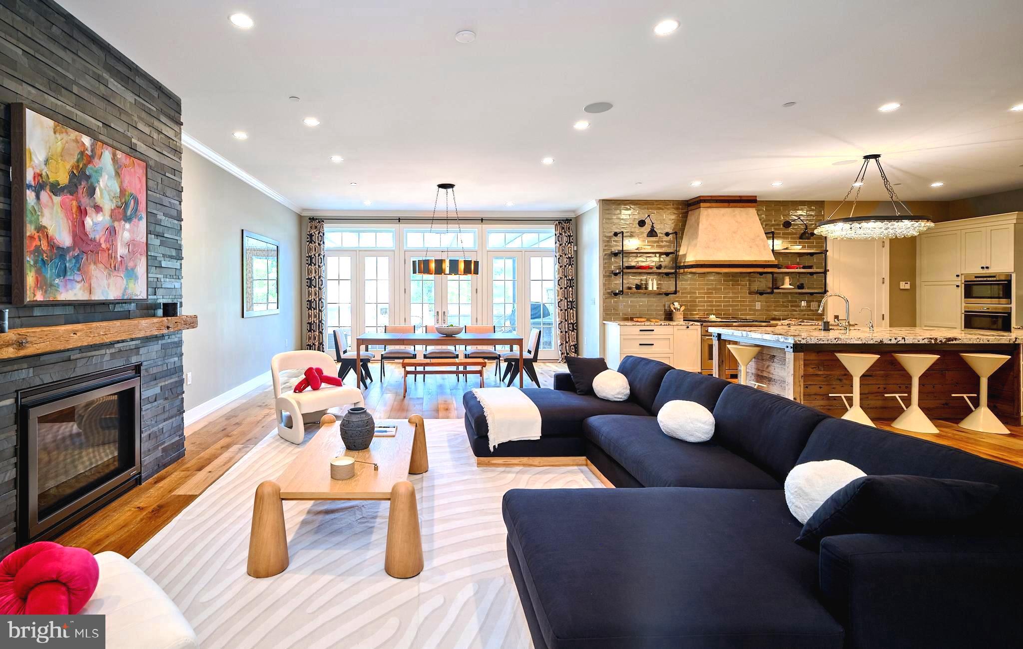 RABBIT RUN CREEK - Residential