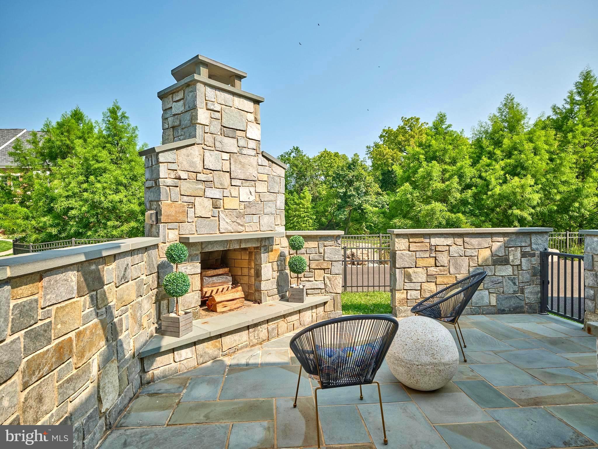 RABBIT RUN CREEK - Residential