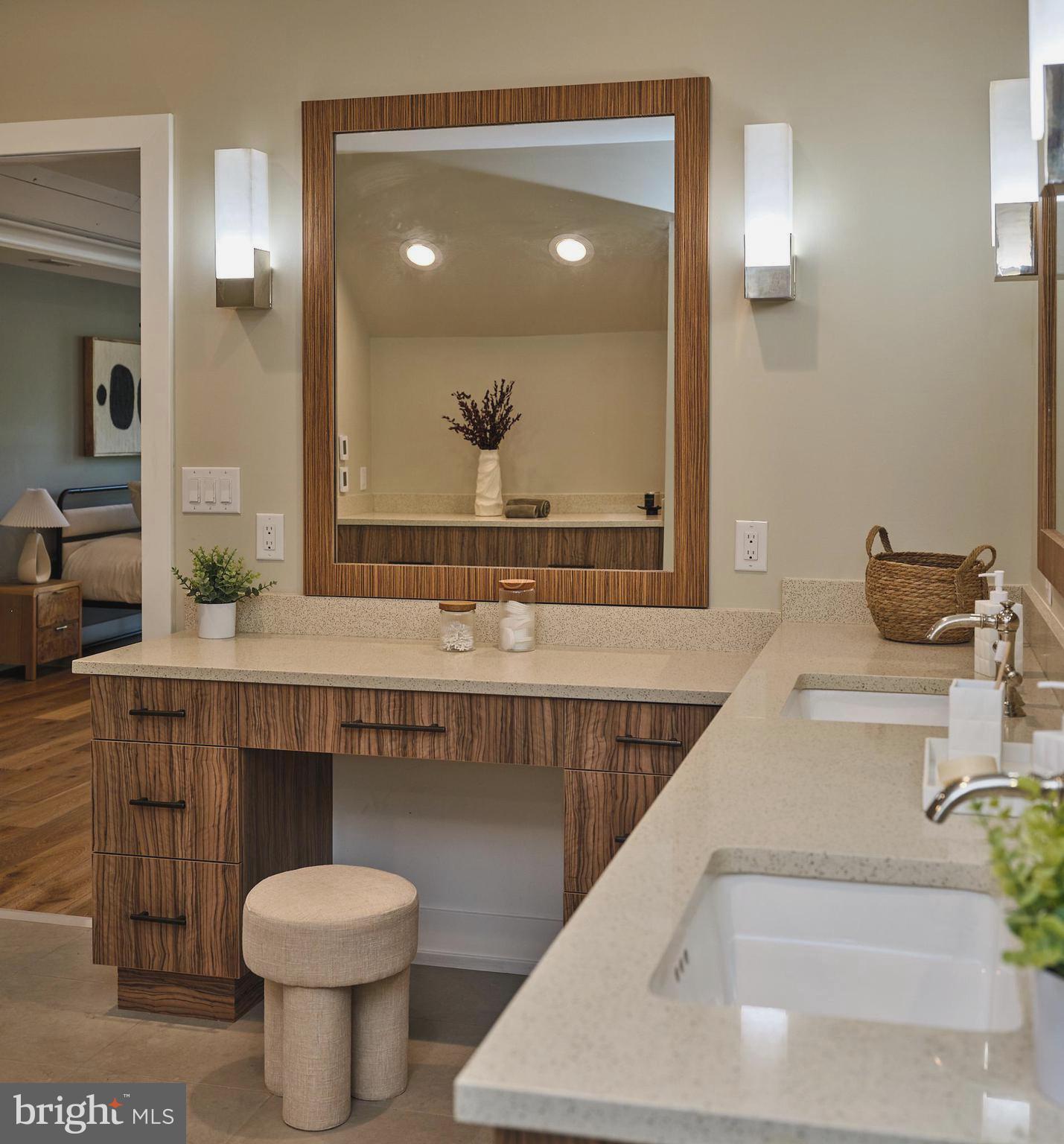 RABBIT RUN CREEK - Residential