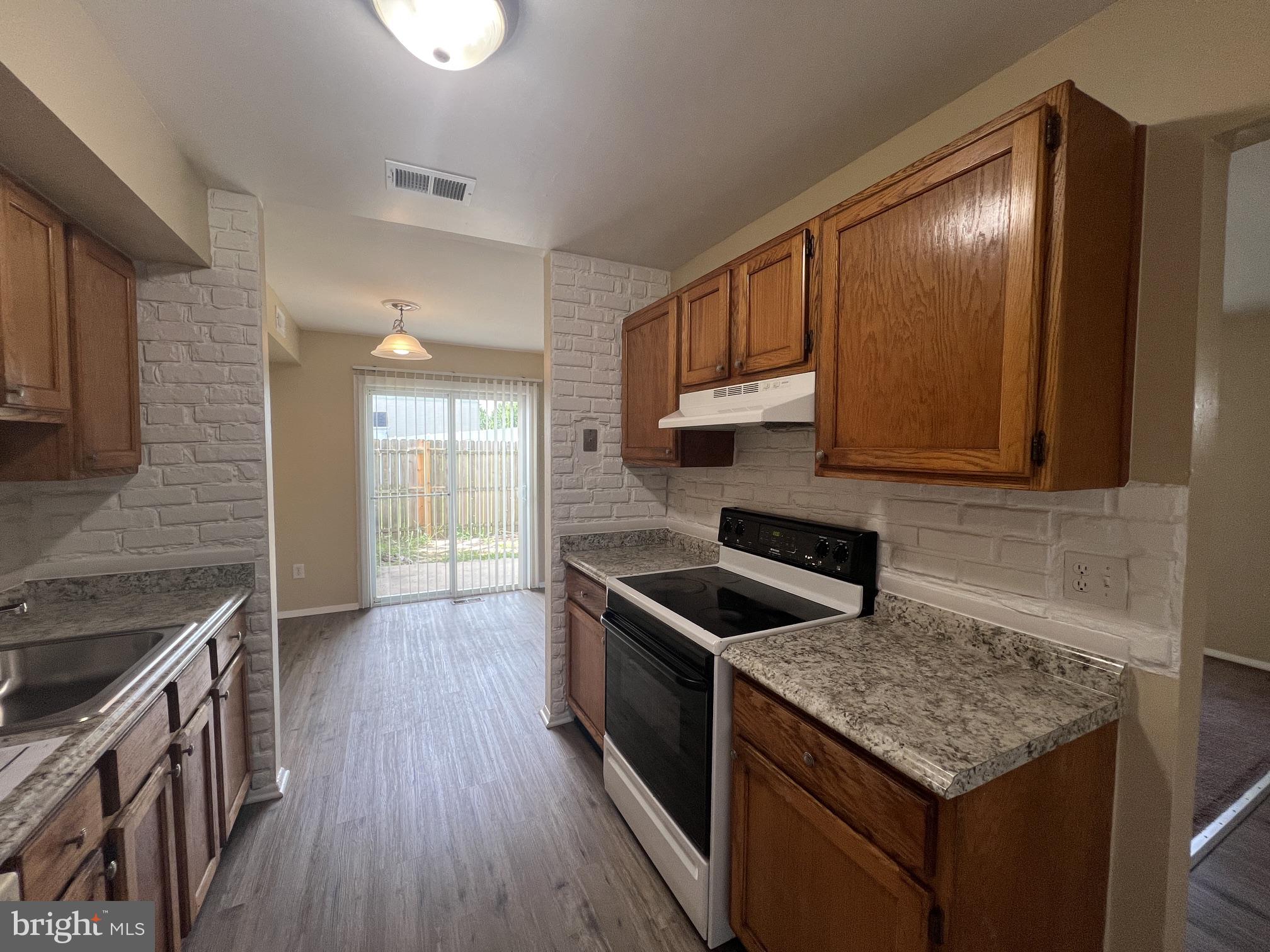 18 LERNER COURT