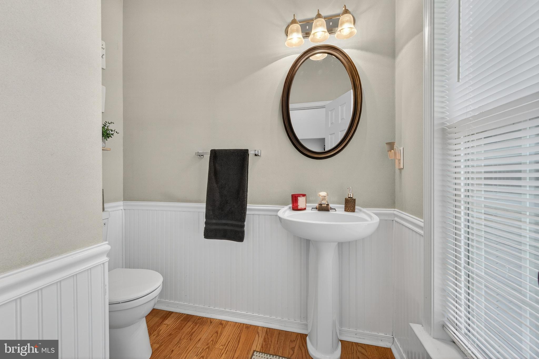 YORKVILLE - Residential