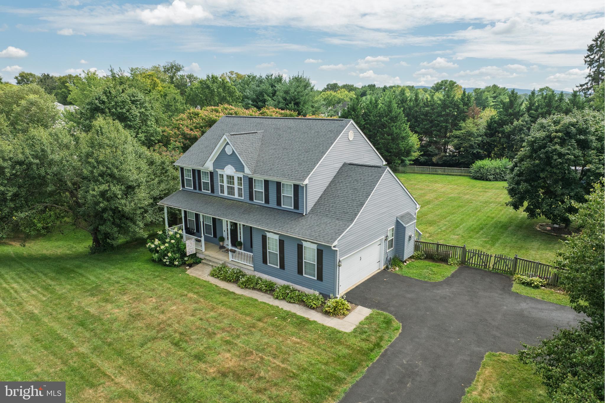 YORKVILLE - Residential