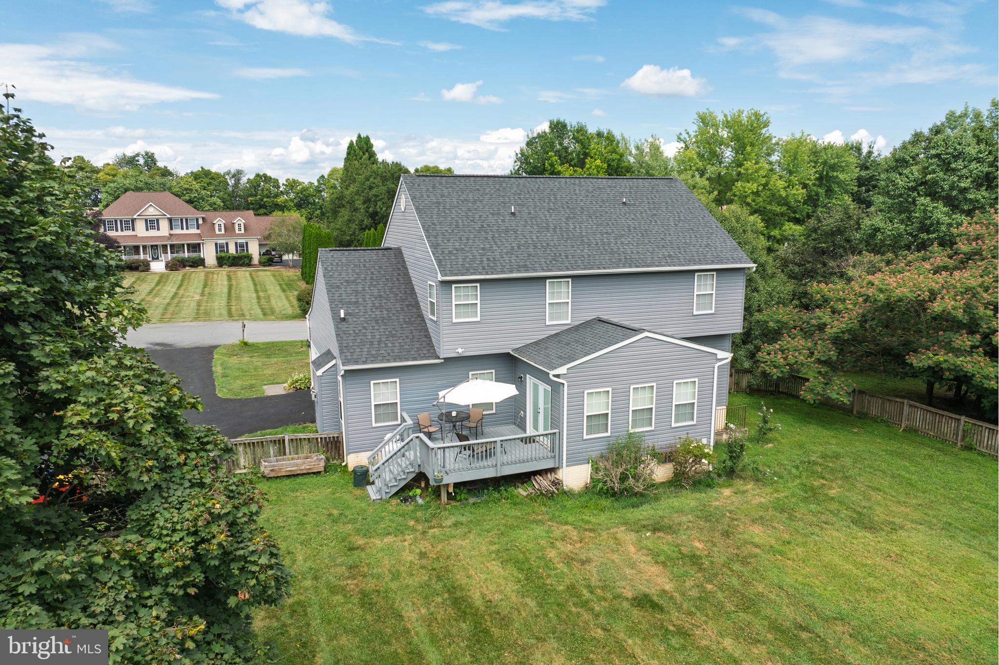 YORKVILLE - Residential