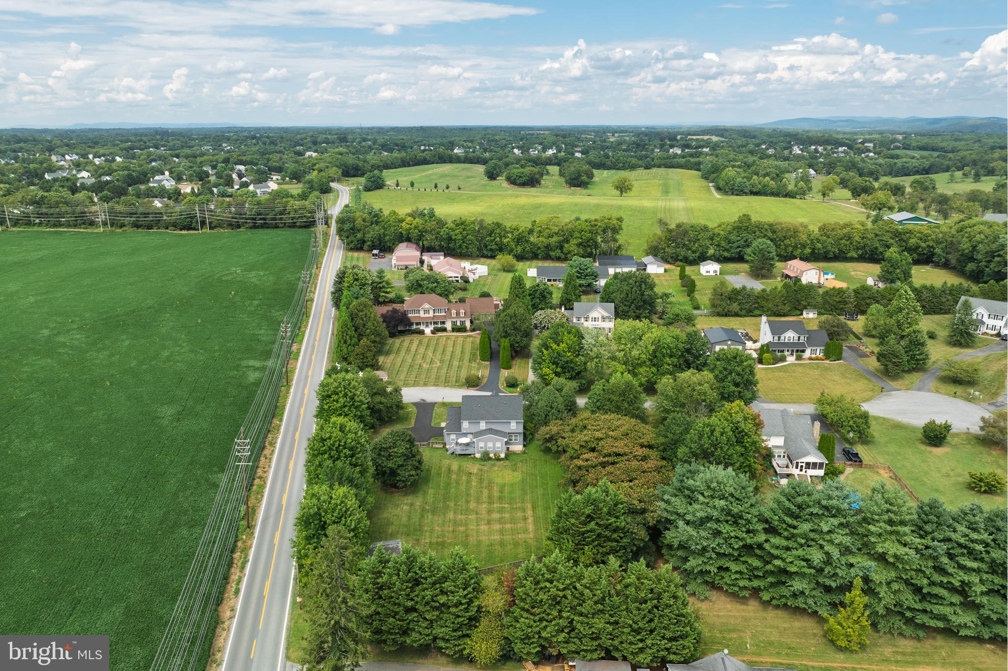 YORKVILLE - Residential