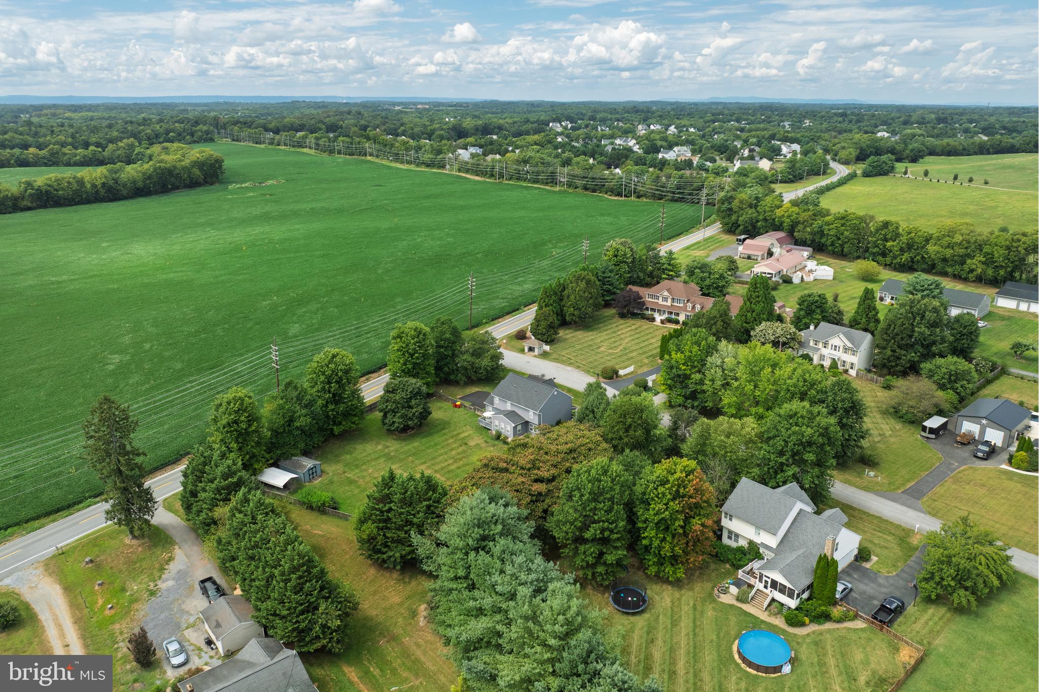 YORKVILLE - Residential
