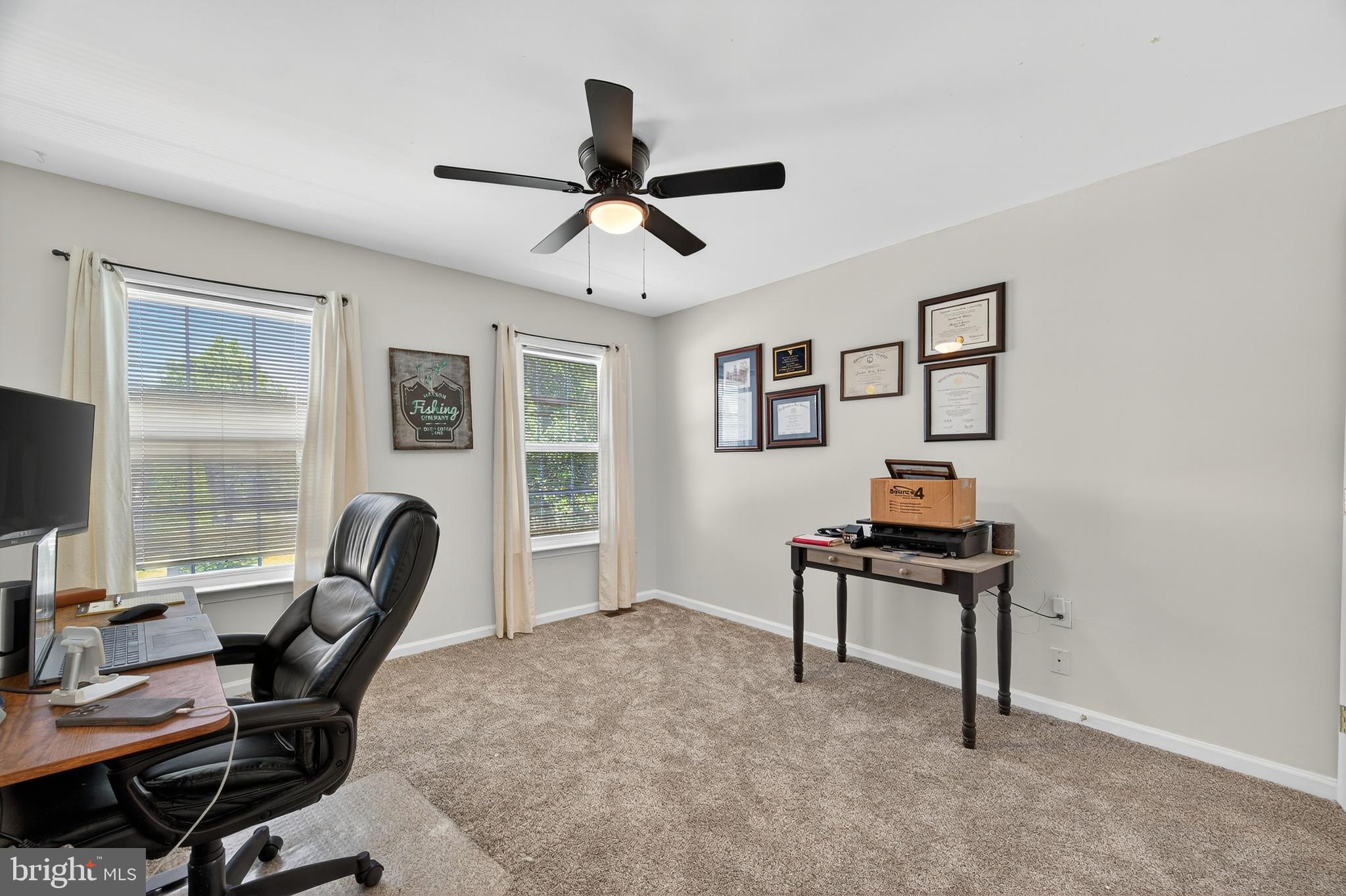 YORKVILLE - Residential