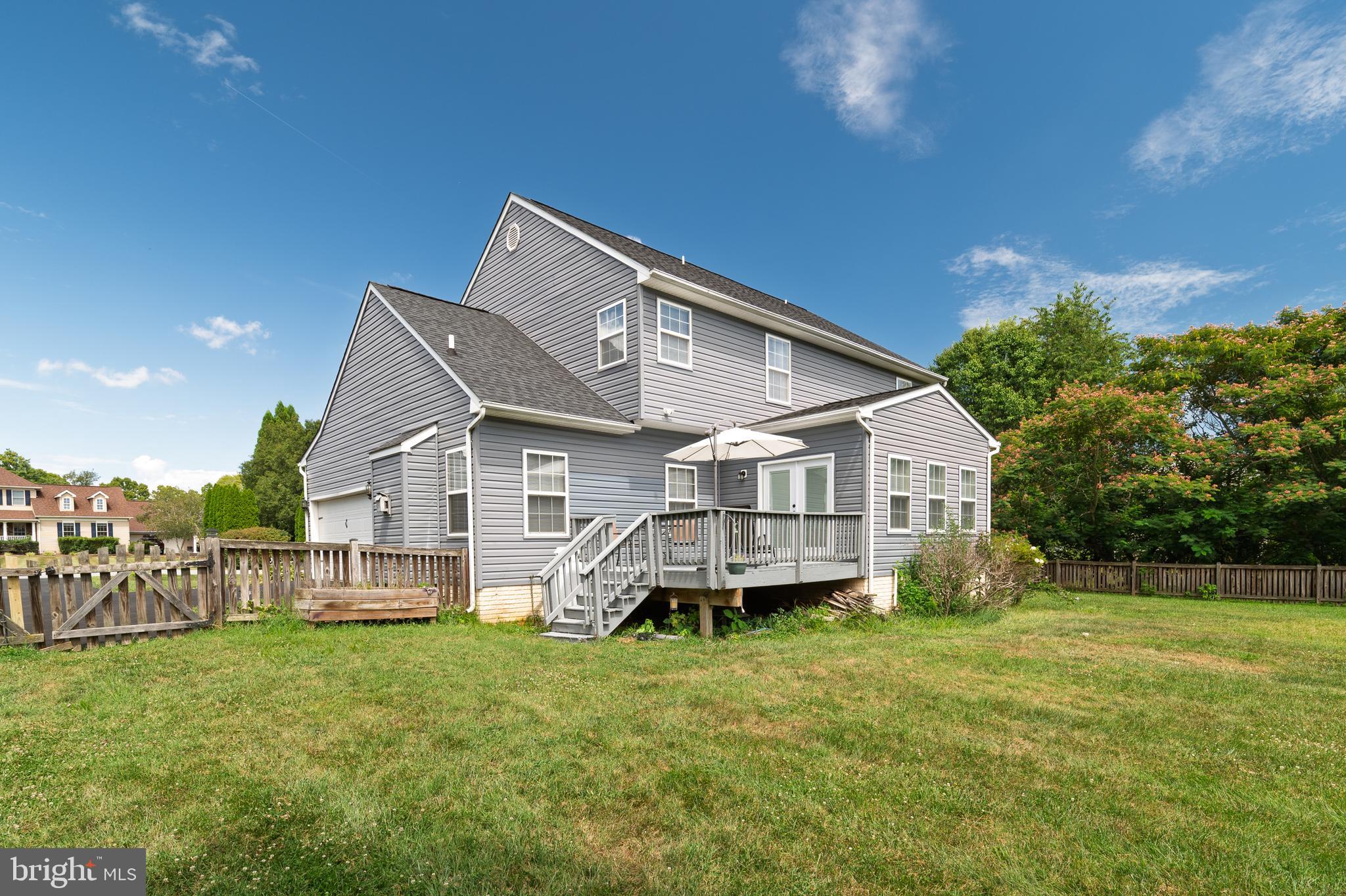 YORKVILLE - Residential