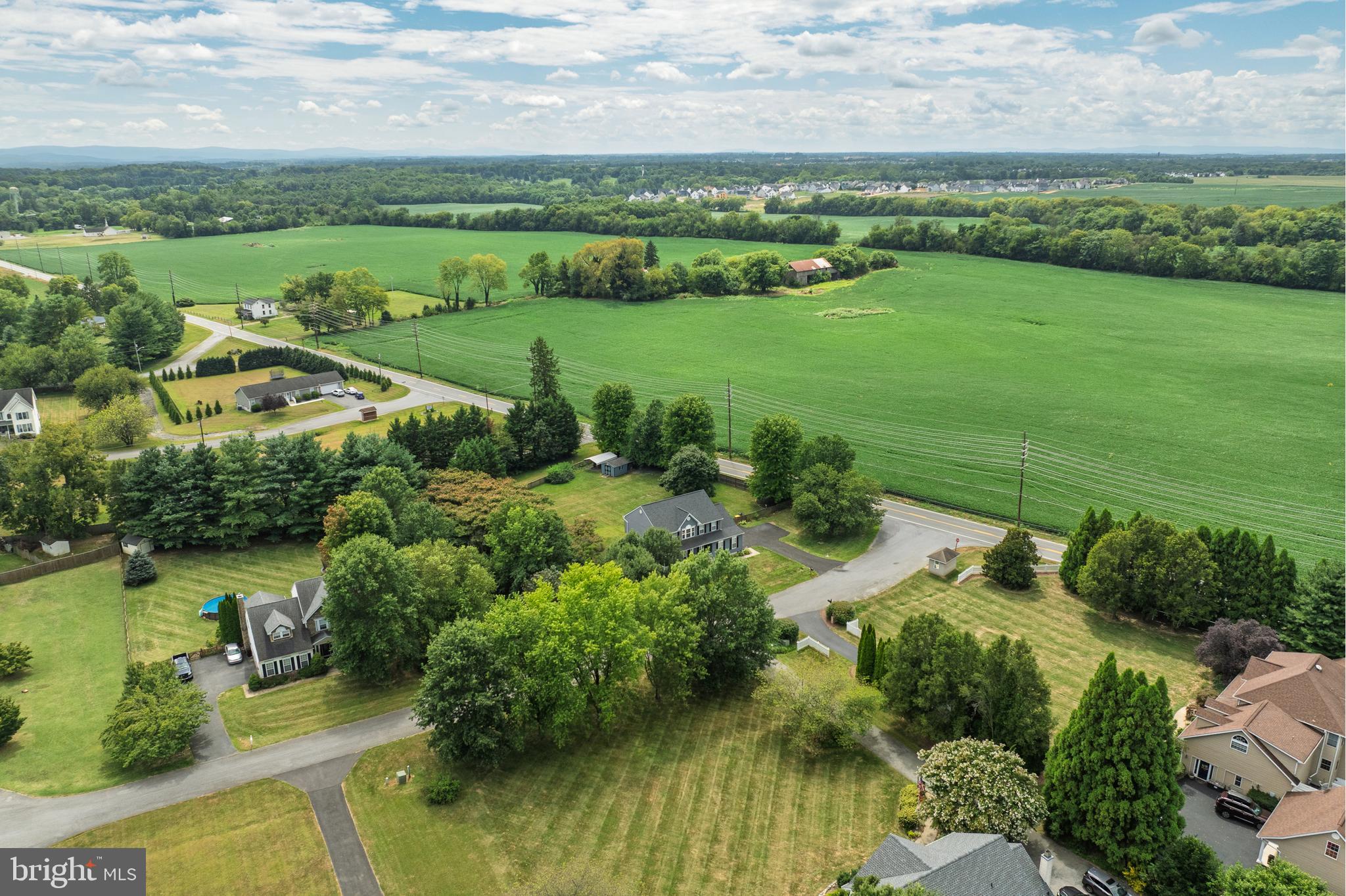 YORKVILLE - Residential