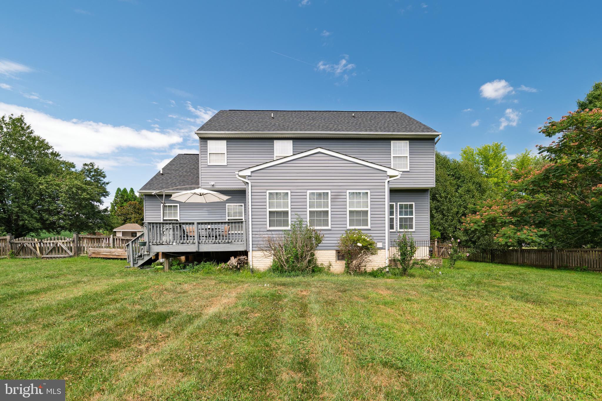 YORKVILLE - Residential