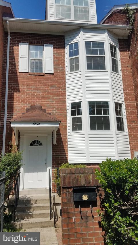 1232 N VERNON STREET ARLINGTON VA 22201