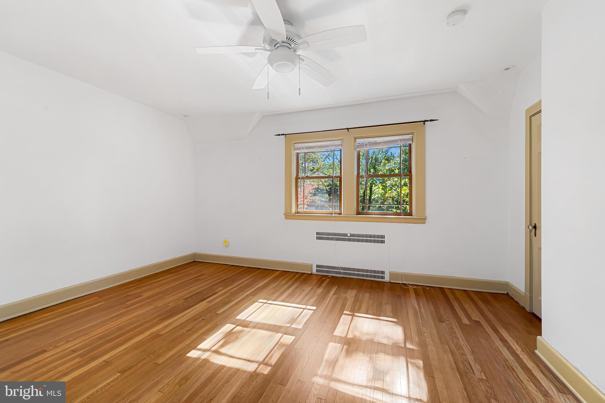 LAKE WALKER - Residential