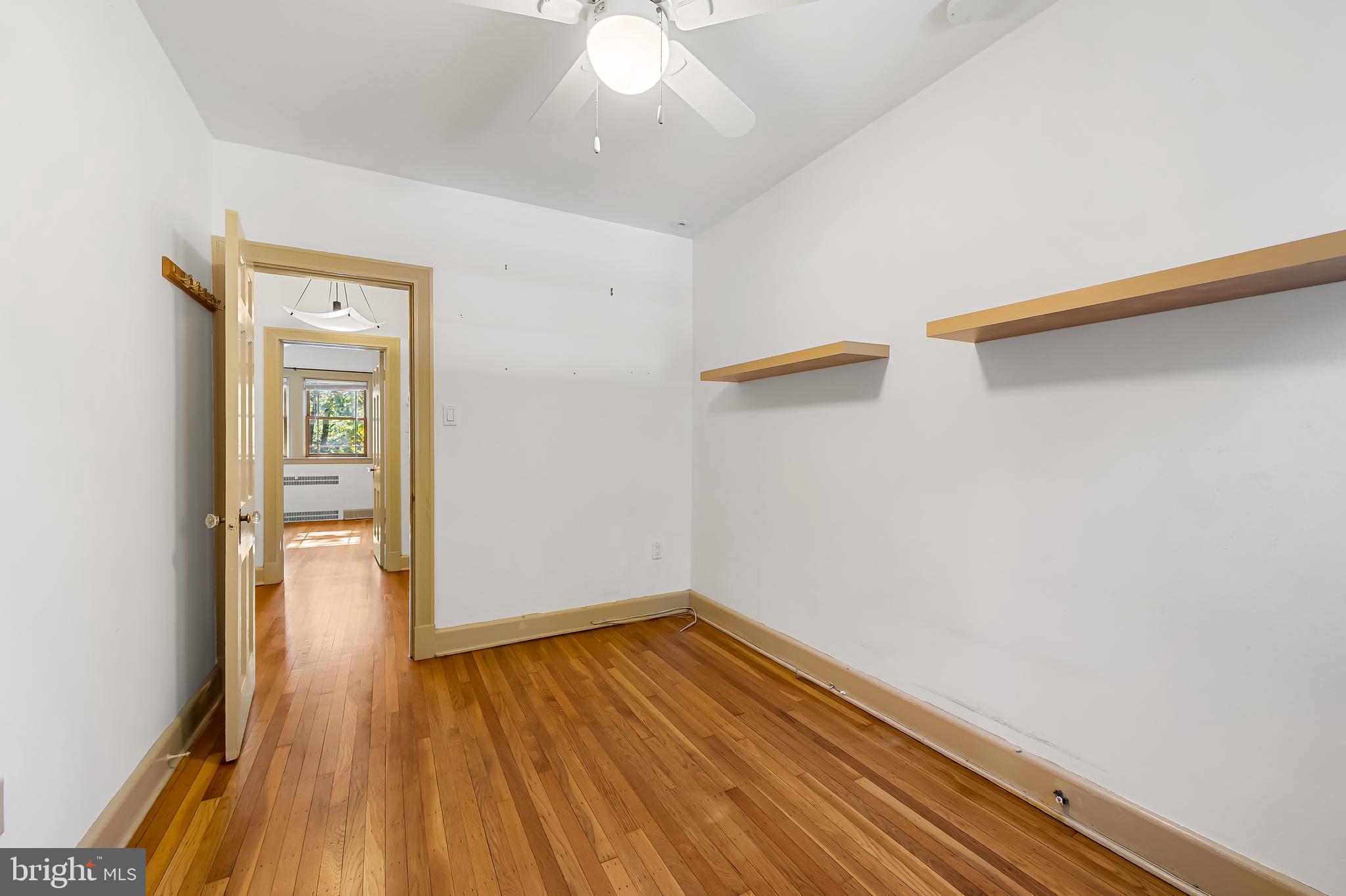 LAKE WALKER - Residential