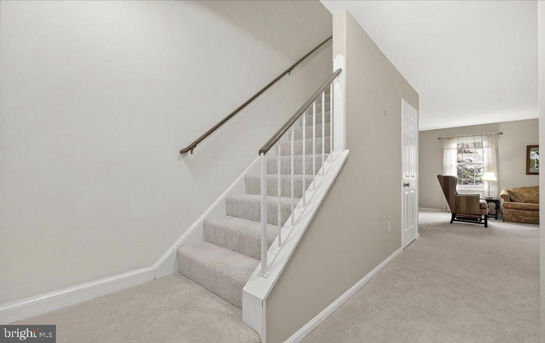 WESTLAKE TERRACE - Residential Lease