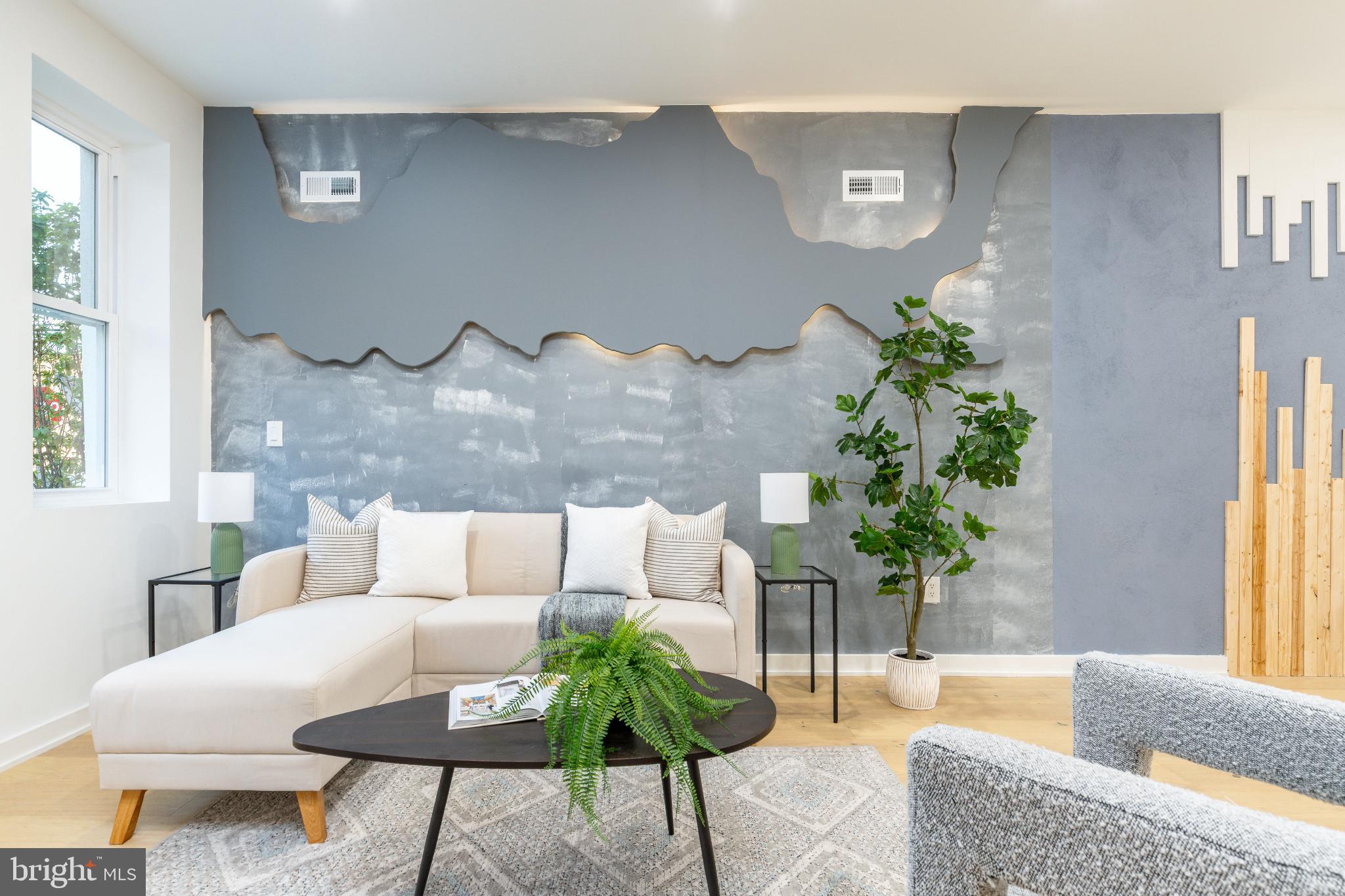 PORT RICHMOND - Residential