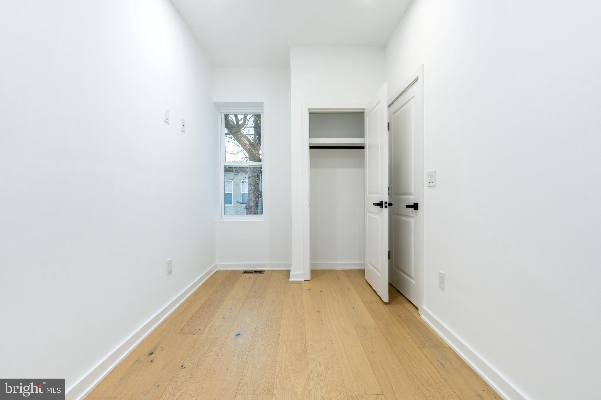 PORT RICHMOND - Residential