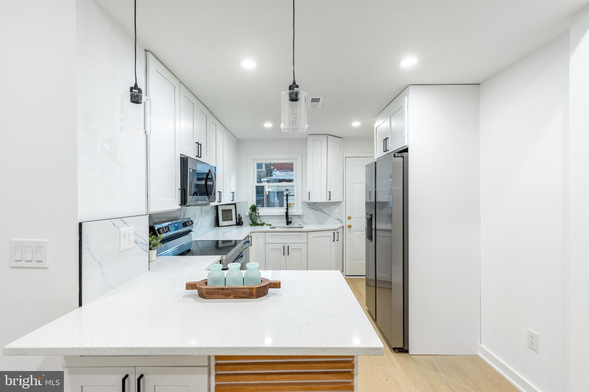 PORT RICHMOND - Residential