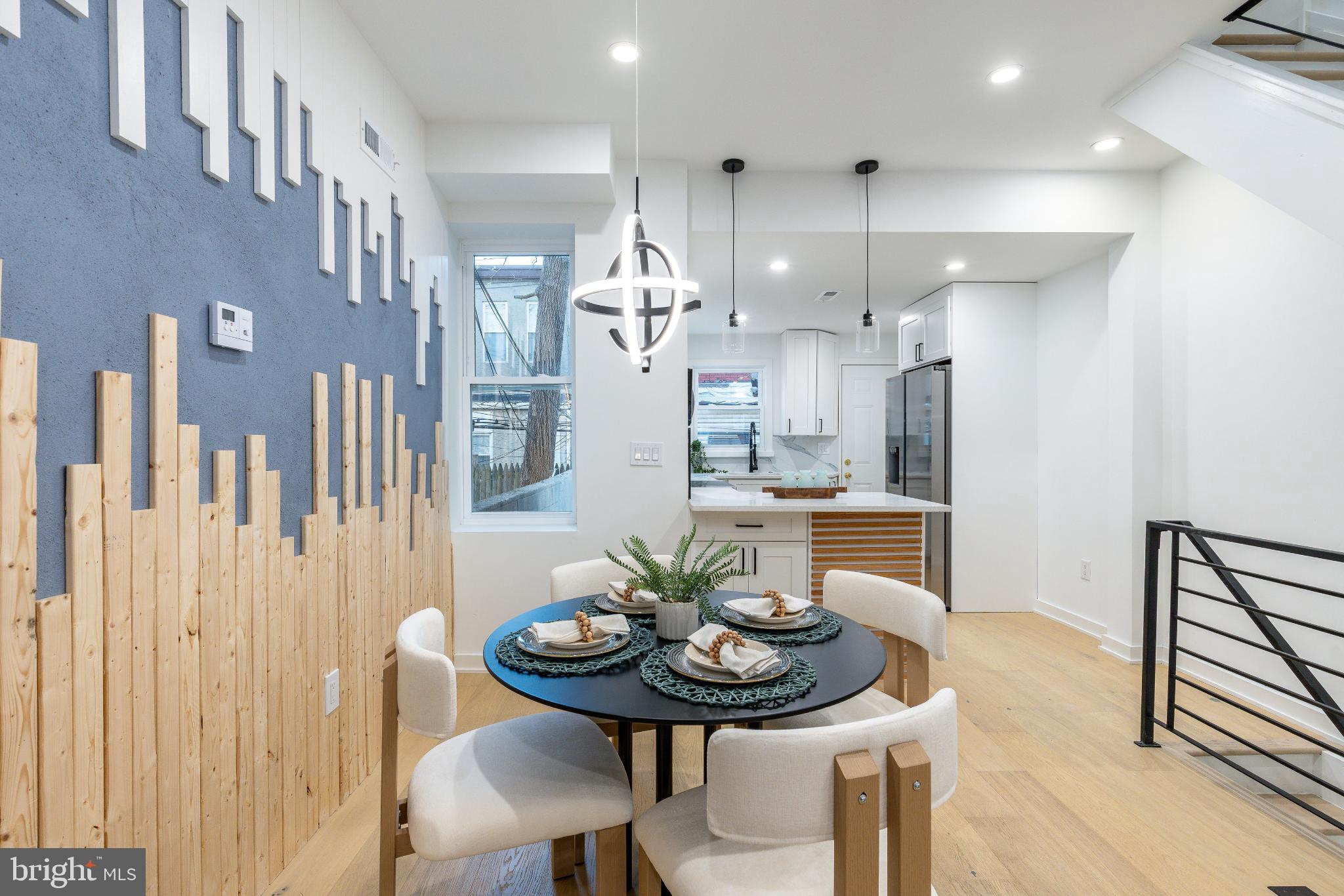 PORT RICHMOND - Residential