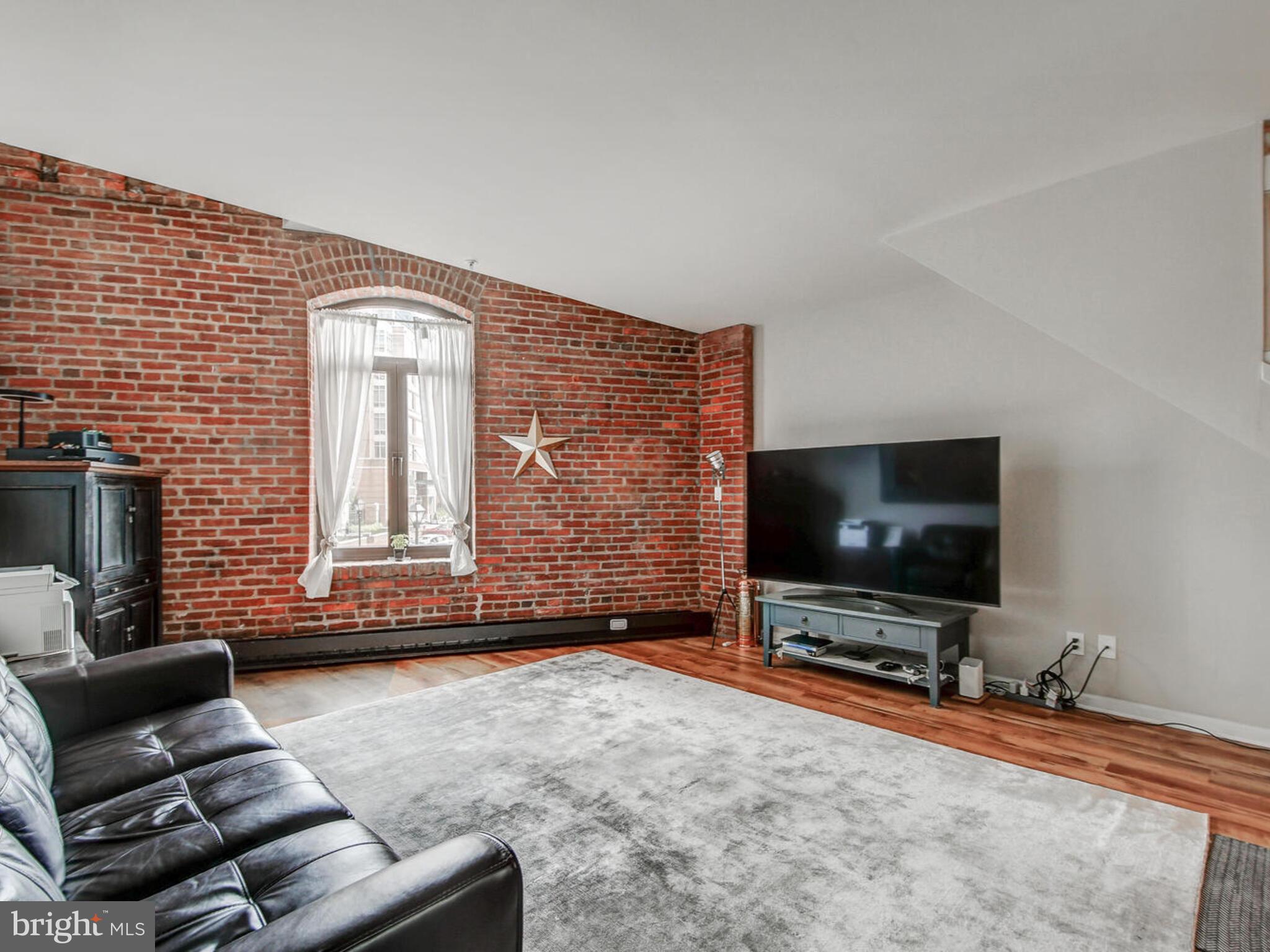 FELLS POINT HISTORIC DISTRICT - Residential