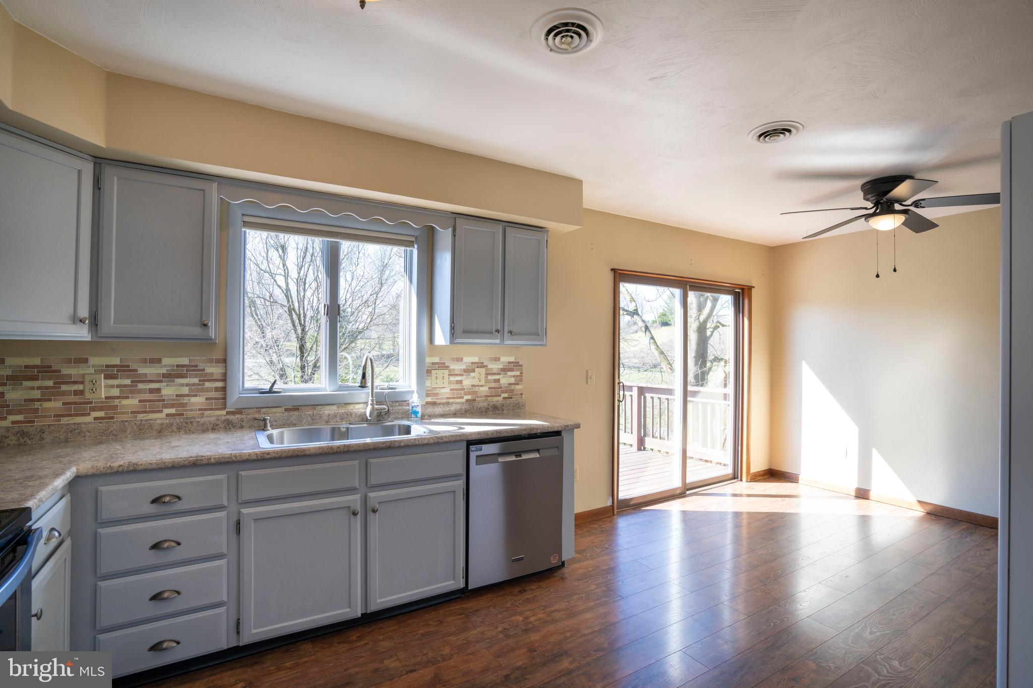 PARKVIEW HEIGHTS - Residential