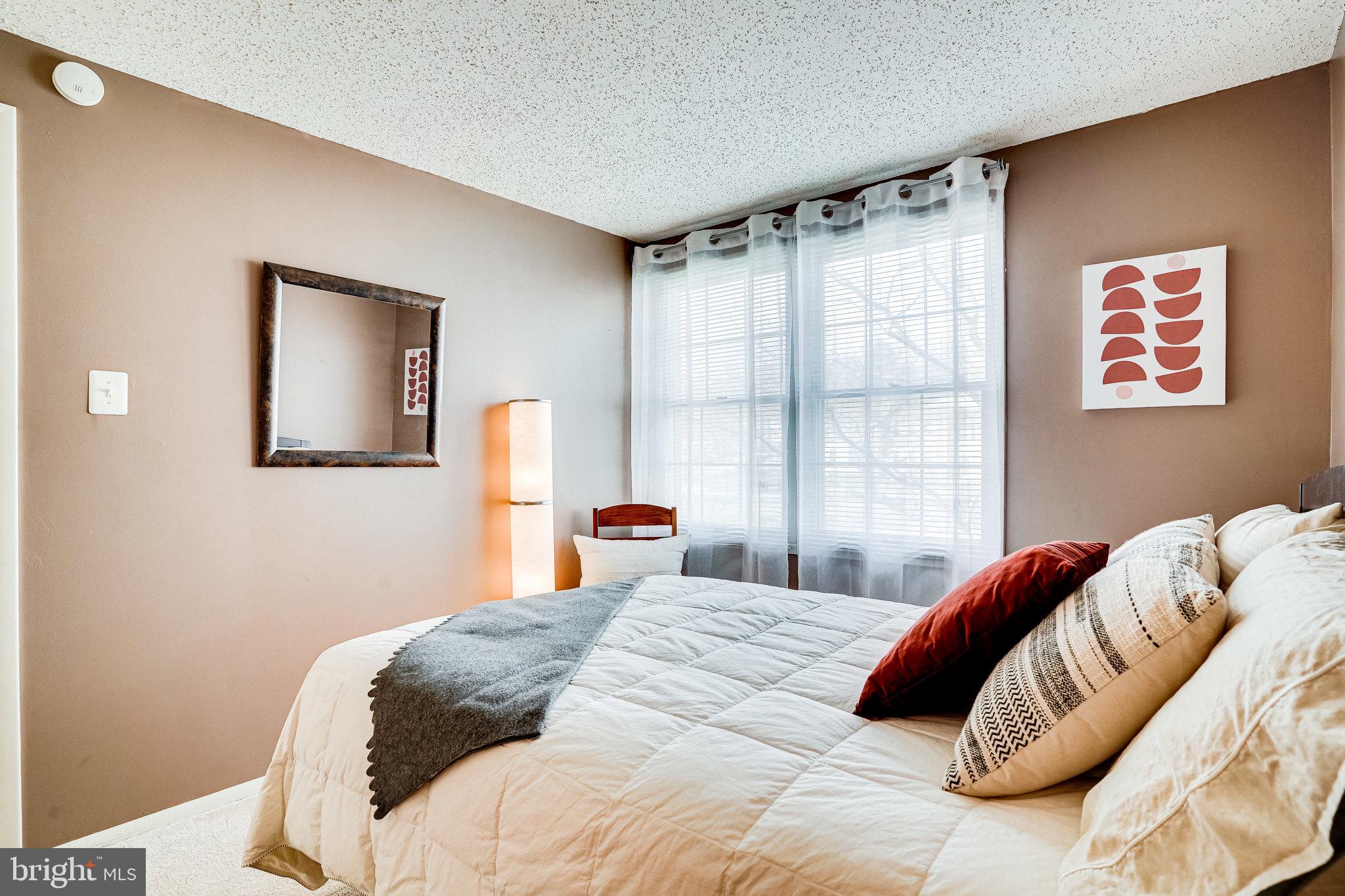 NEWINGTON FOREST - Residential