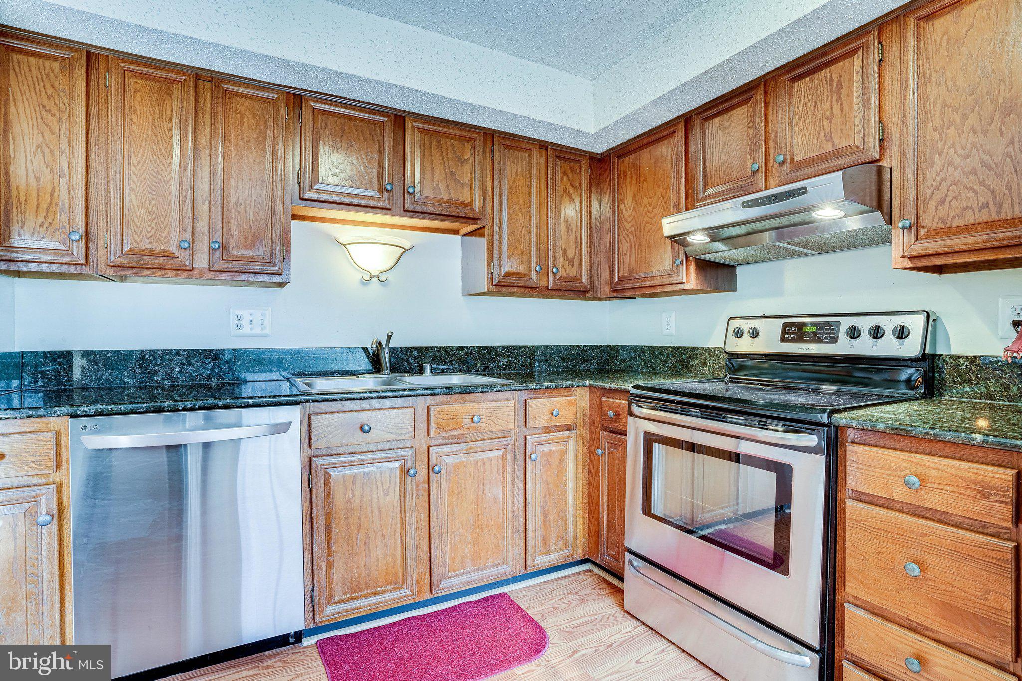 NEWINGTON FOREST - Residential