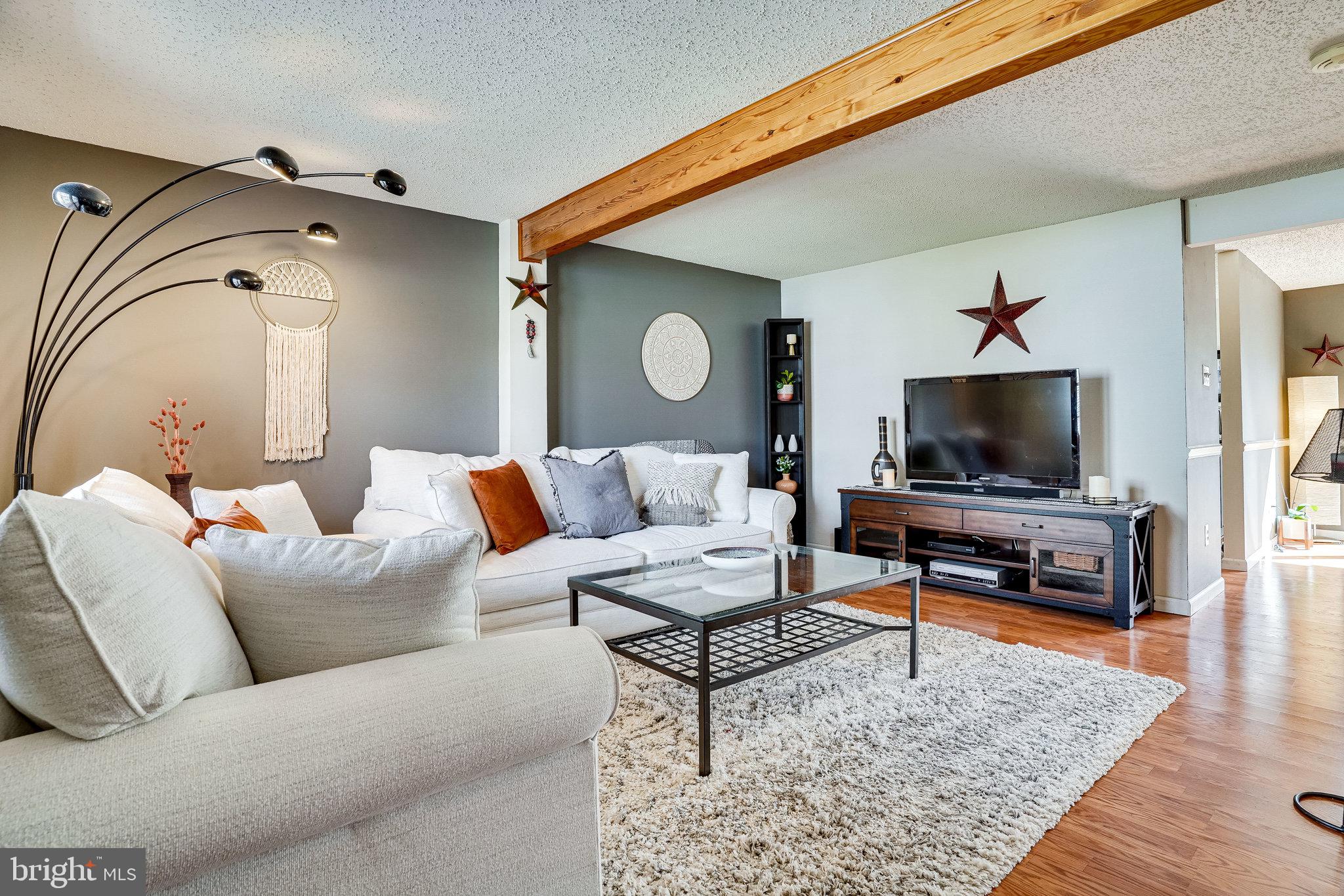 NEWINGTON FOREST - Residential