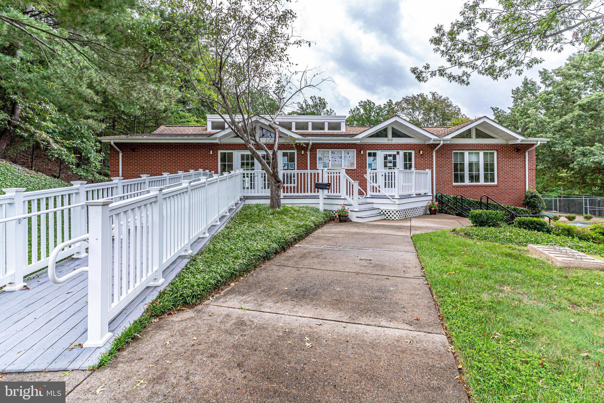 NEWINGTON FOREST - Residential