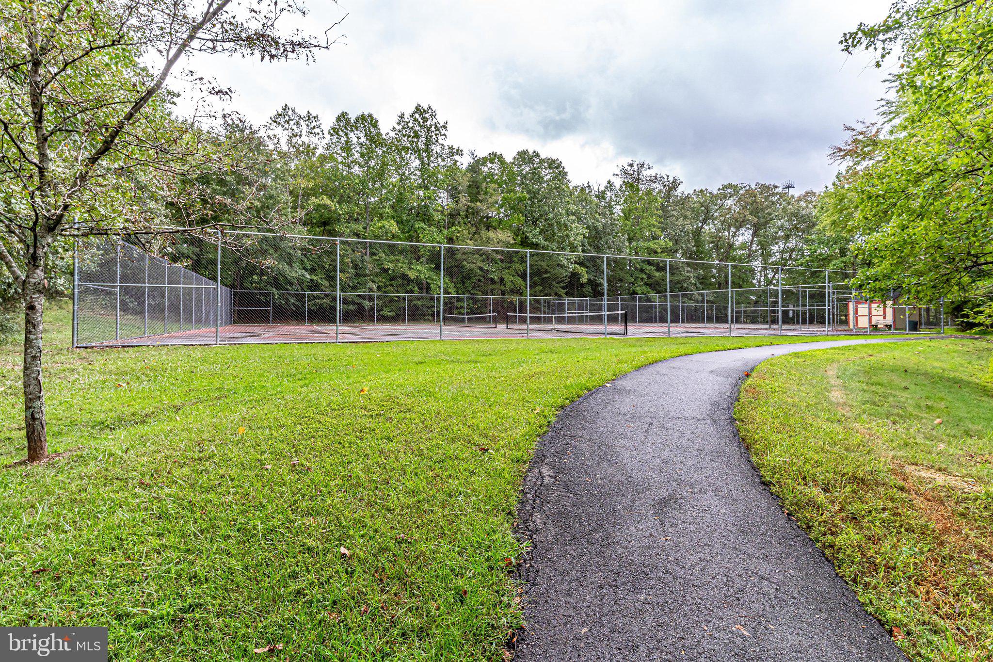 NEWINGTON FOREST - Residential