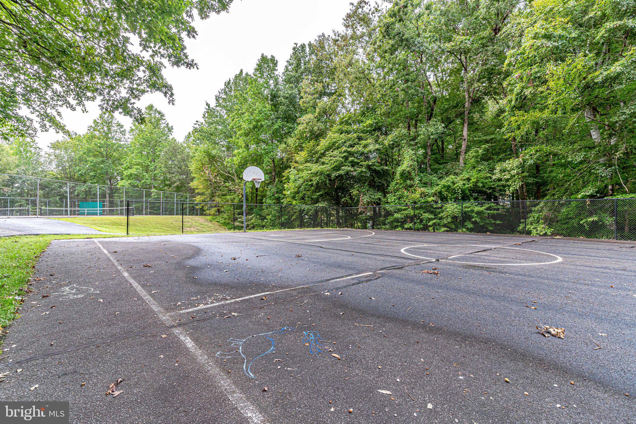 NEWINGTON FOREST - Residential