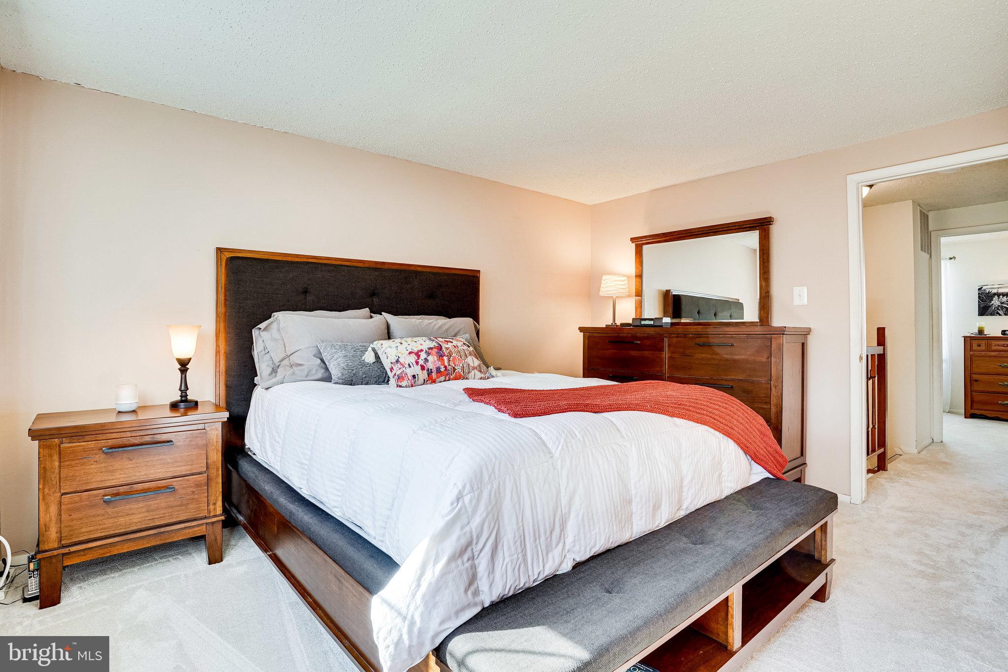 NEWINGTON FOREST - Residential