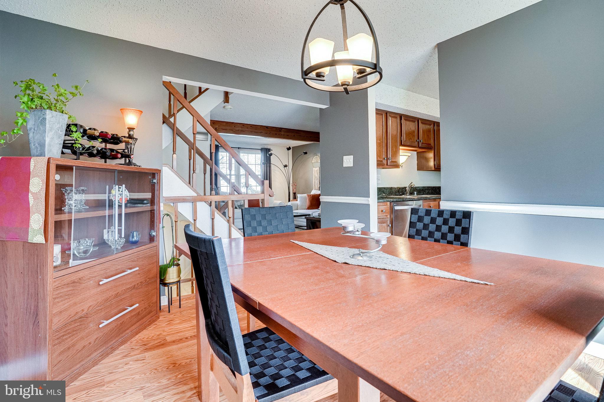 NEWINGTON FOREST - Residential